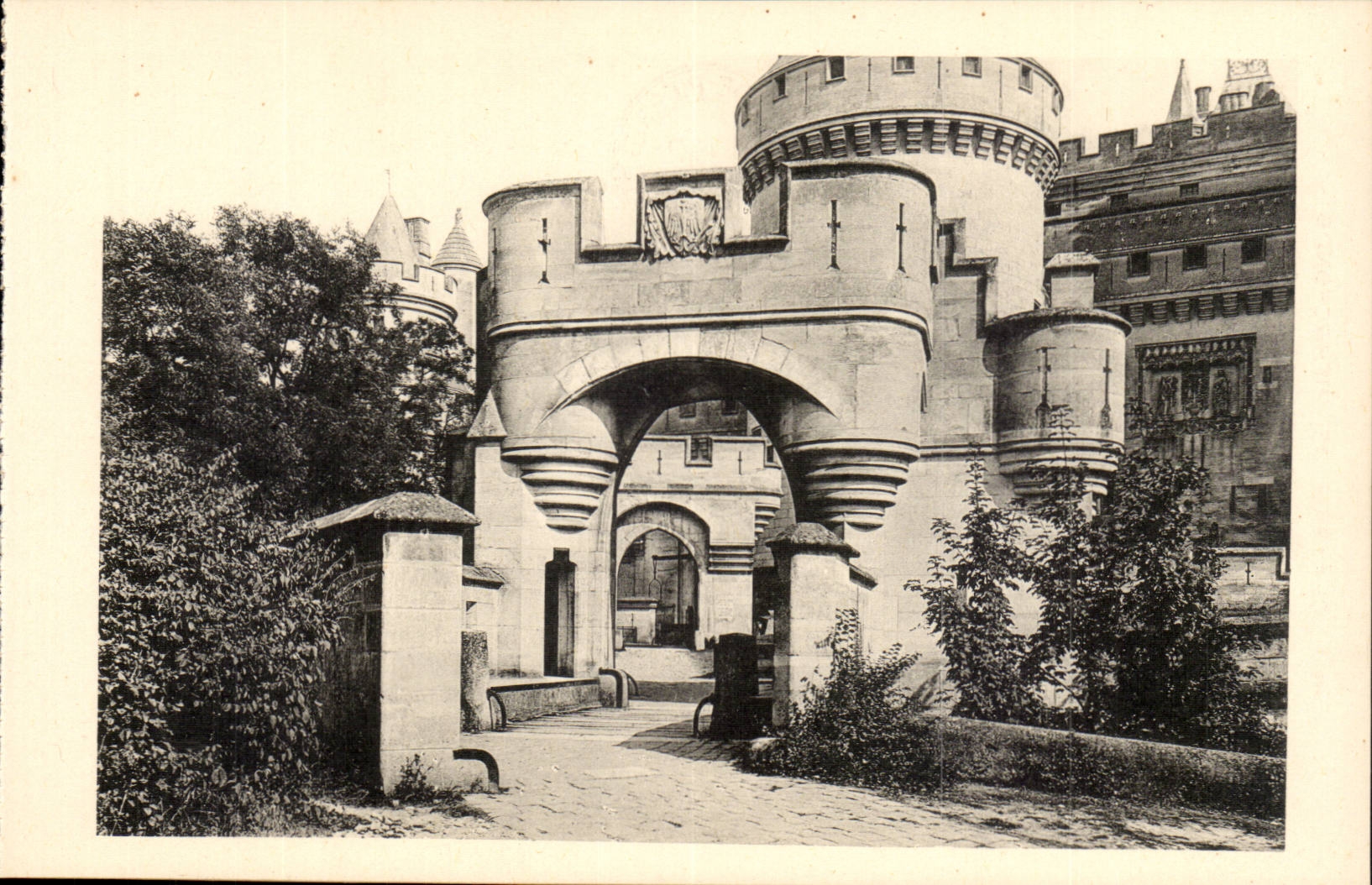 CPA Schloss der Pierrefonds External Verteidigung