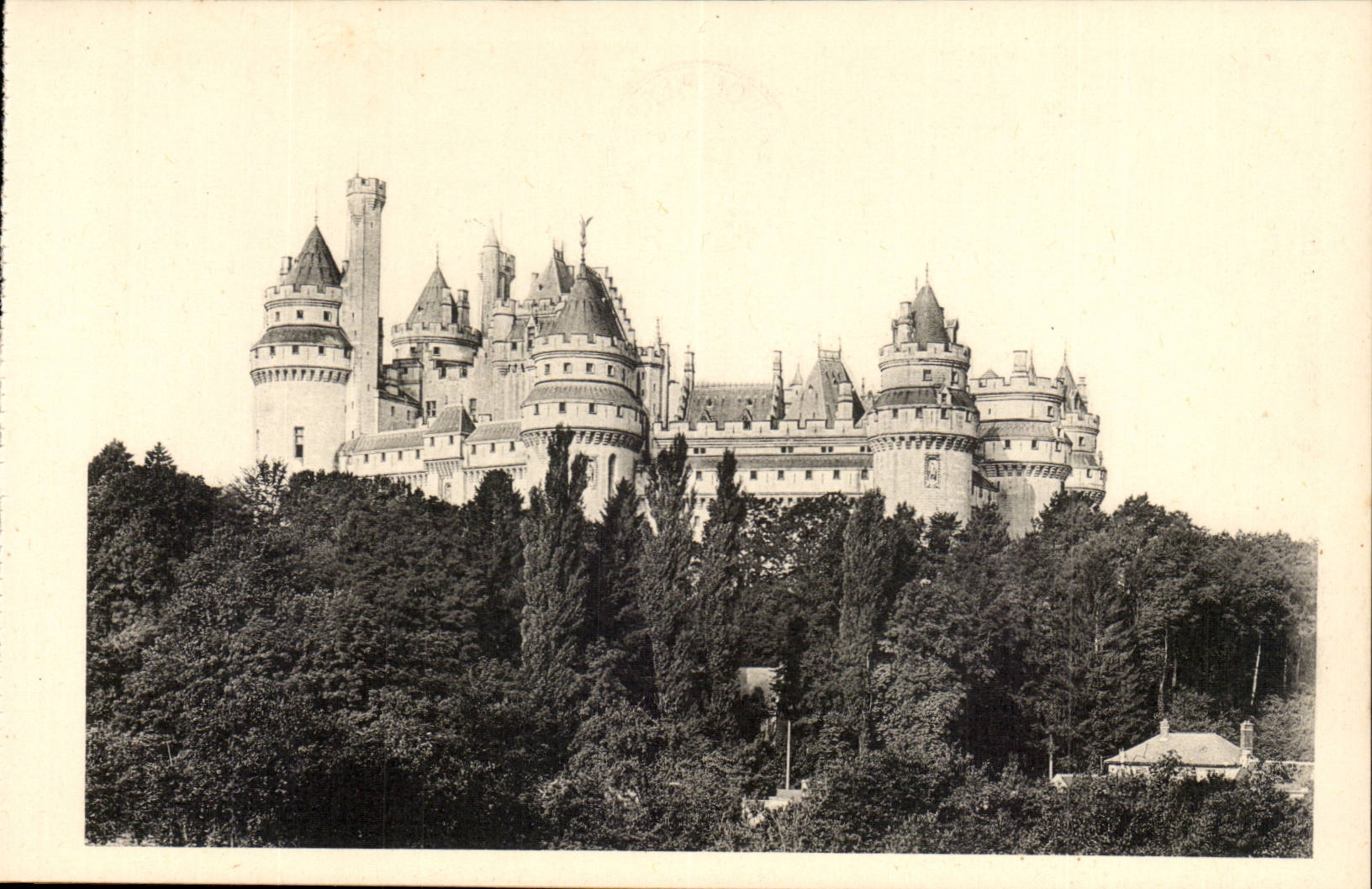 CPA Schloss der NordPierrefonds Fassade ist