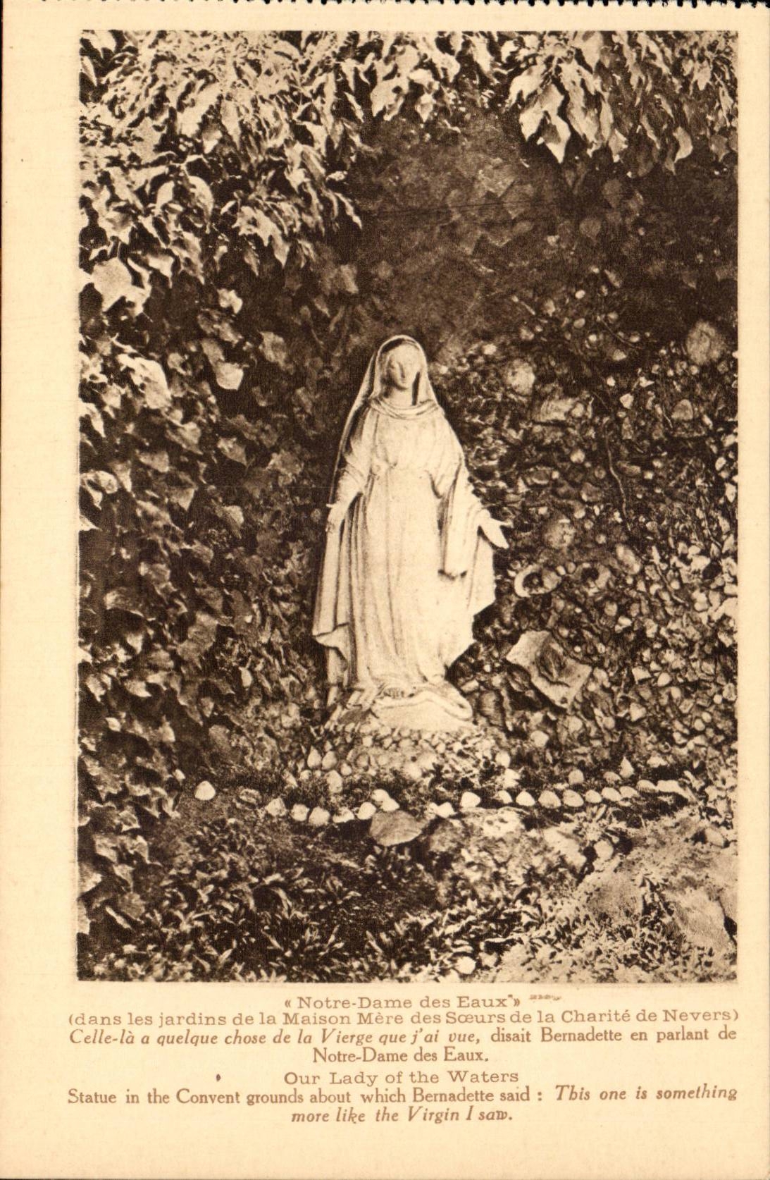 CPA Nevers Notre Dame of water in the gardens of the head office of the sisters of charity