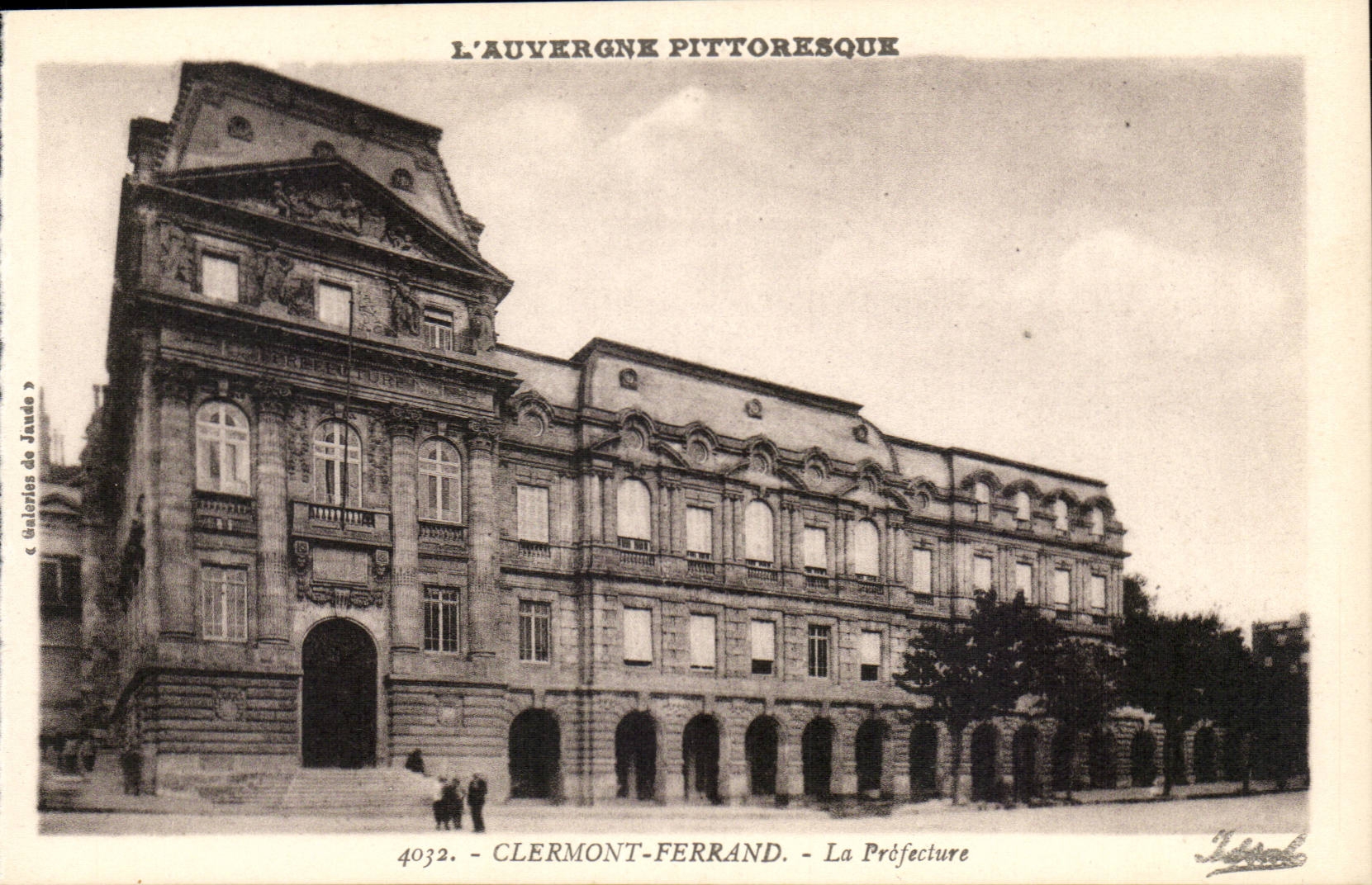 Clermont Ferrand - Prefecture - CPA