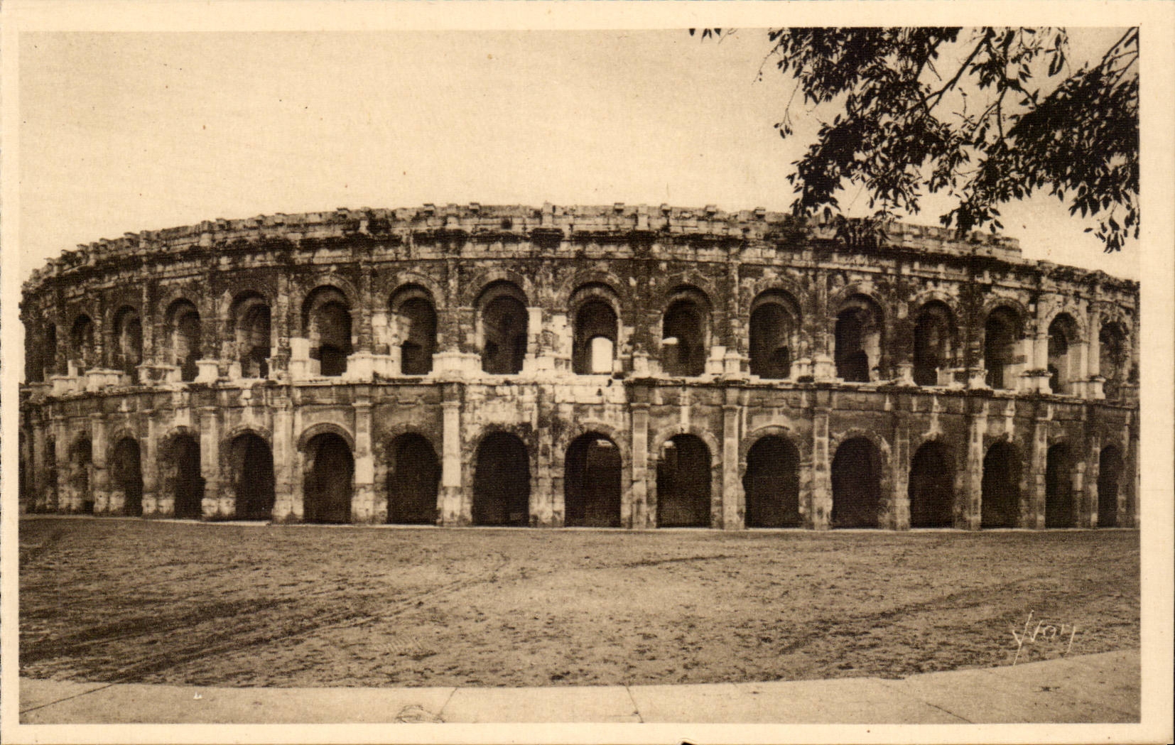 Nimes - die Arena - CPA