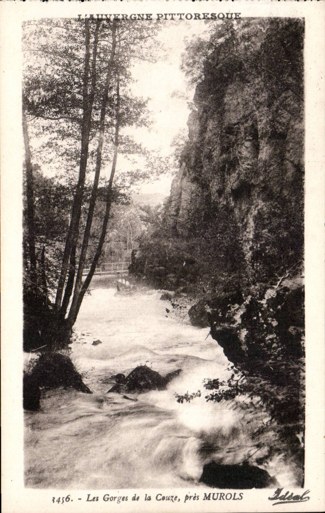 CPA Auvergne throats of Couze close Murols