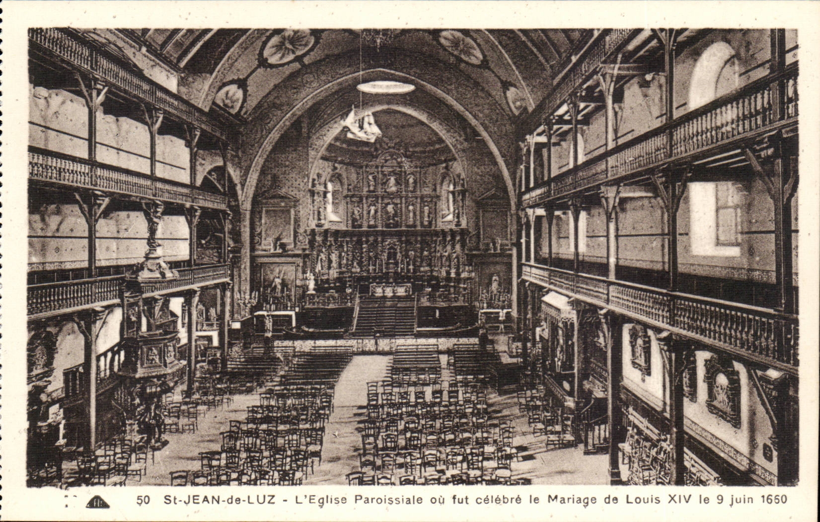 Saint Jean de Luz CPA l'eglise paroissiale ou fut celebre le mariage de louis XIV le 9 juin 1650