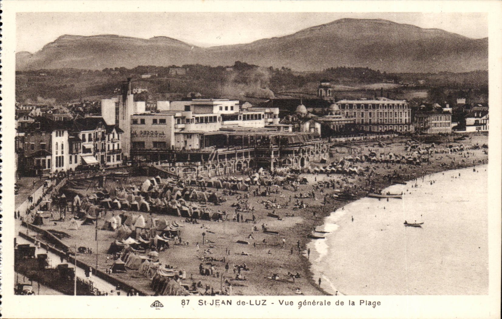 Saint Jean de Luz CPA Vue generale de la plage