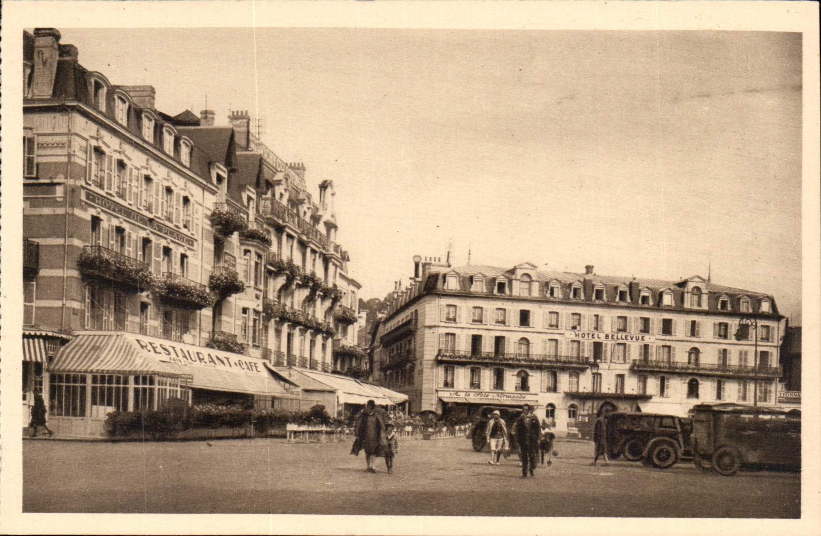 Trouville - the Queen of the Beaches - Place of Casino CPA