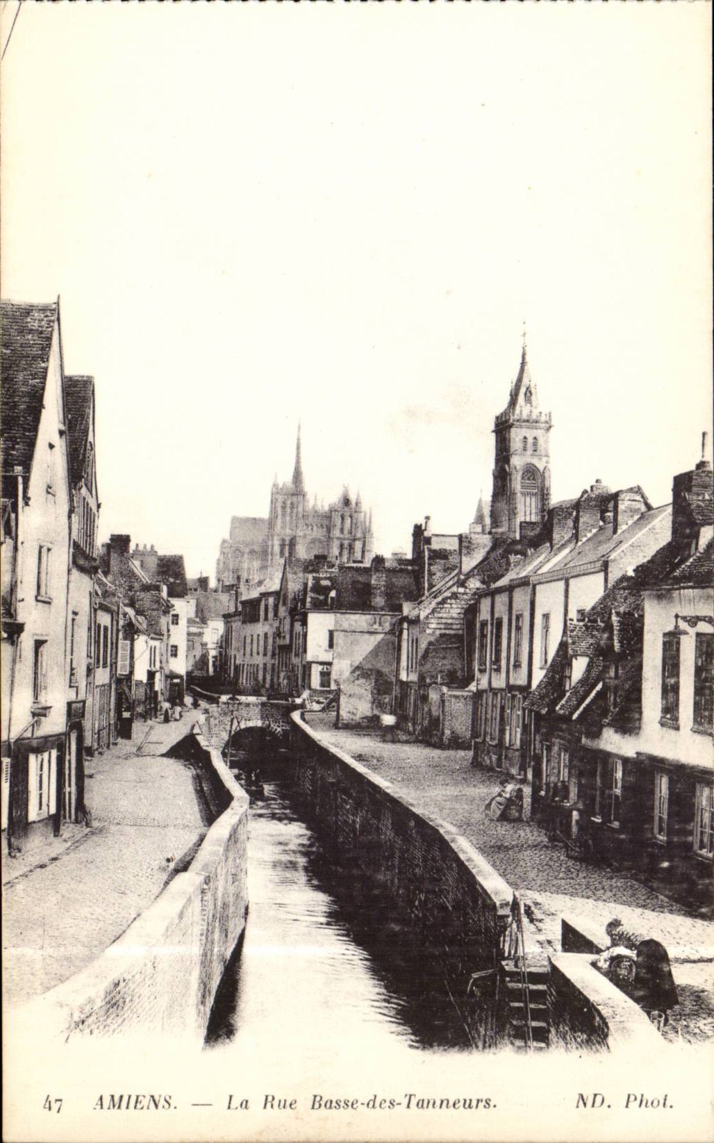 Amiens - the Low Street of the Tanners - CPA