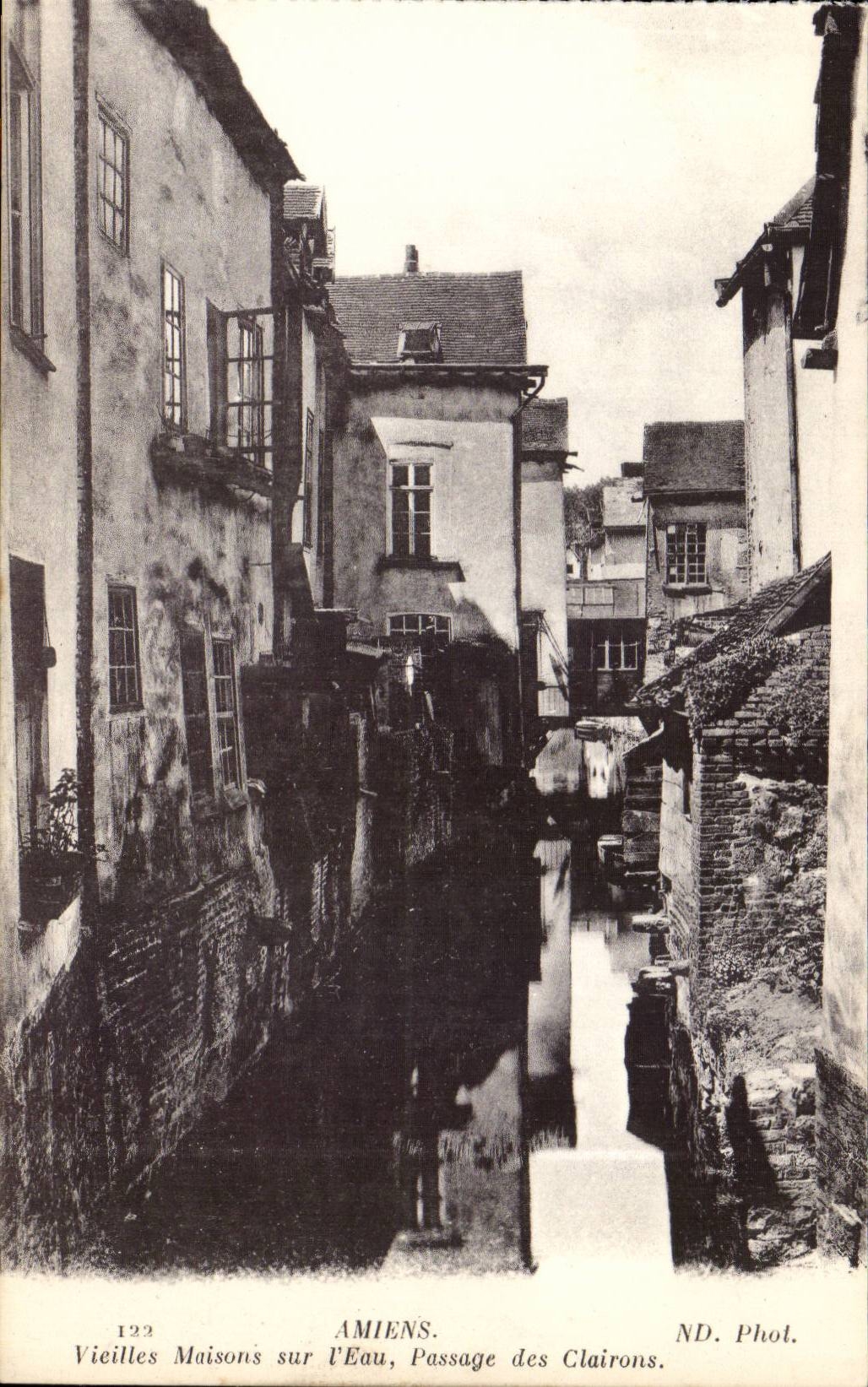 Amiens - Old women Houses on Water - Passage of the Bugles - CPA
