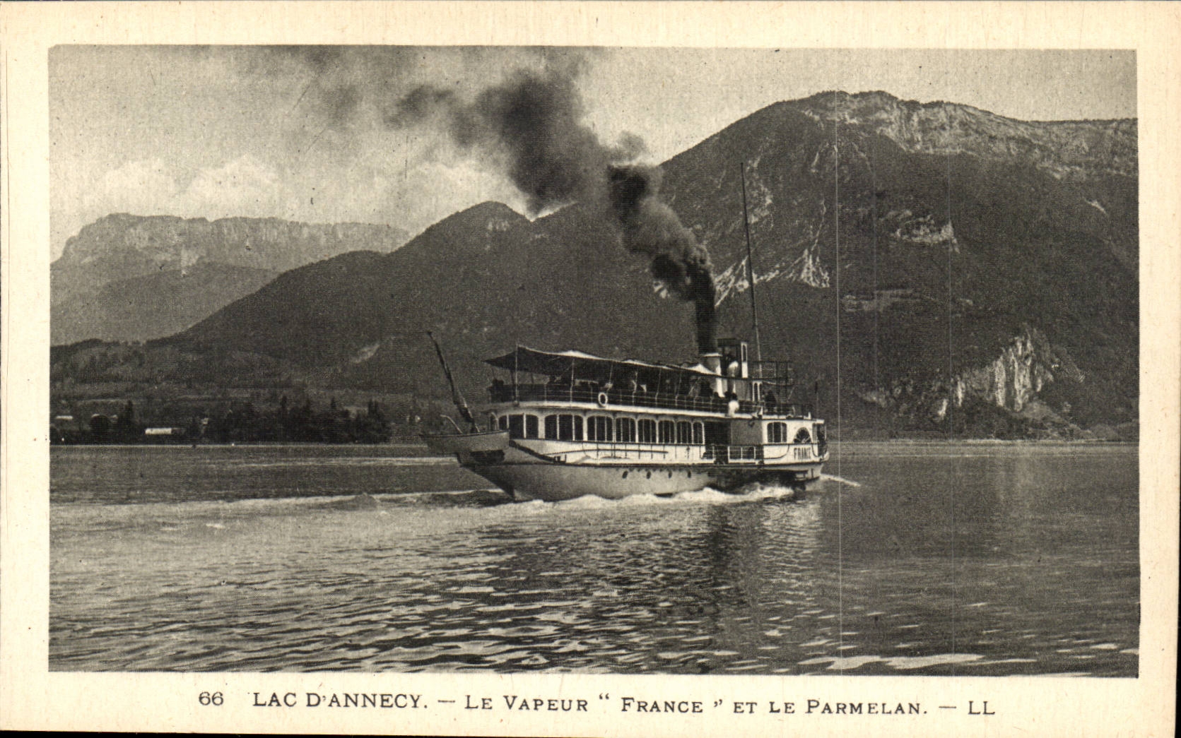 Annecy CPA Lake the vapor France and Parmelan