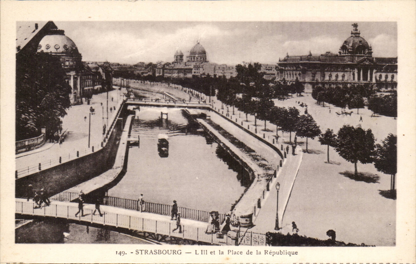 Strasbourg CPA the island and the place of the Republic