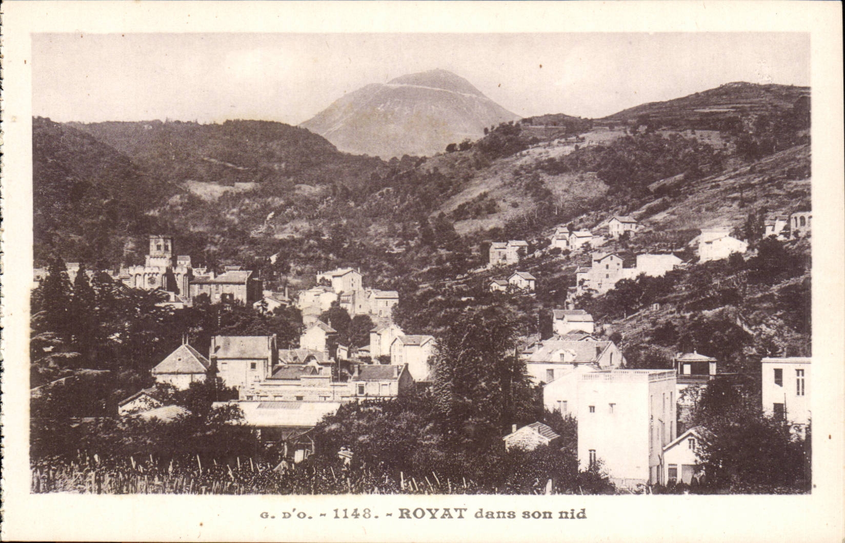 CPA Royat in its nest