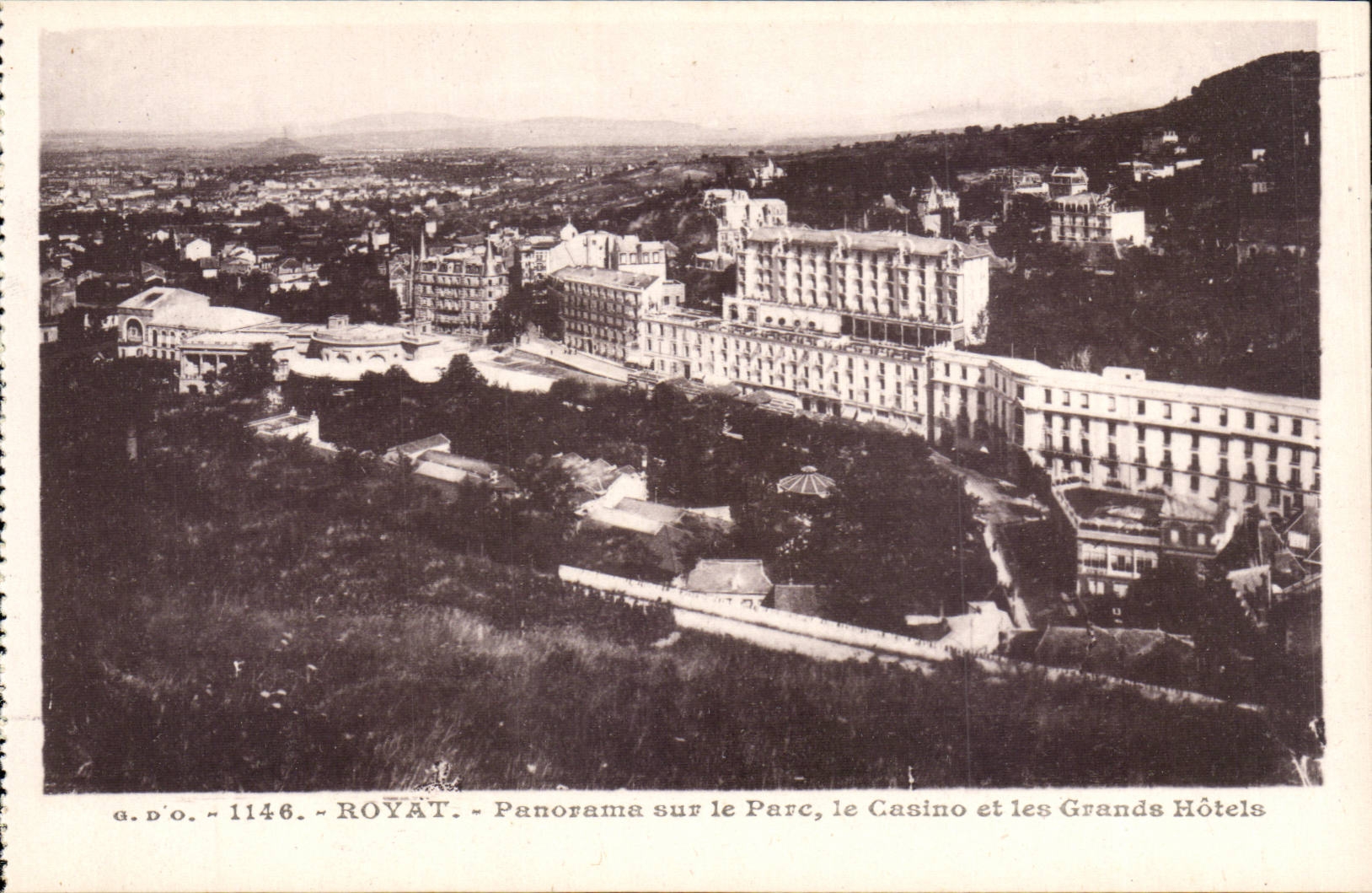 CPA Royat Panorama on the park the casino and large hotels