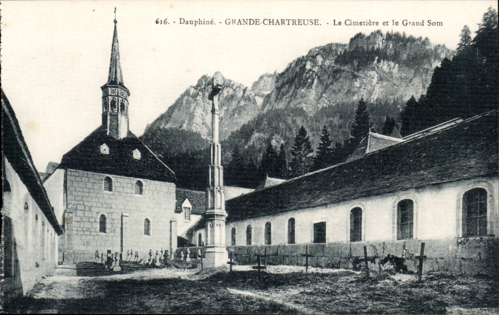 Grosser Dauphine CPA Chartreuse der Kirchhof und das grosse Som
