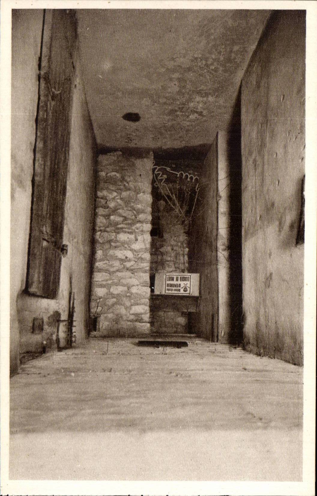 Be worth - Fort de Vaux - Staircase and sheath leading - CPA