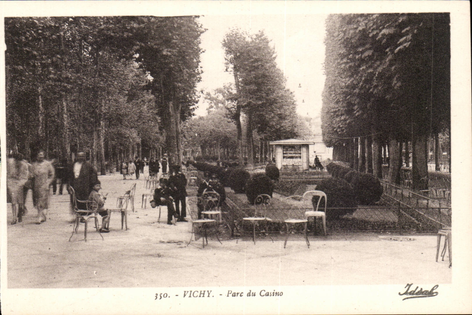 Vichy - Parc du Casino - CPA - 