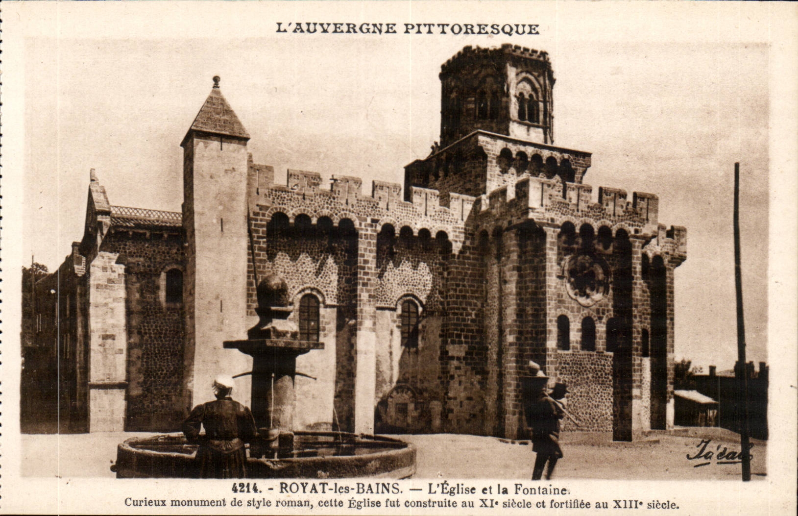 Royat les Bains - the Church and the Fountain - CPA