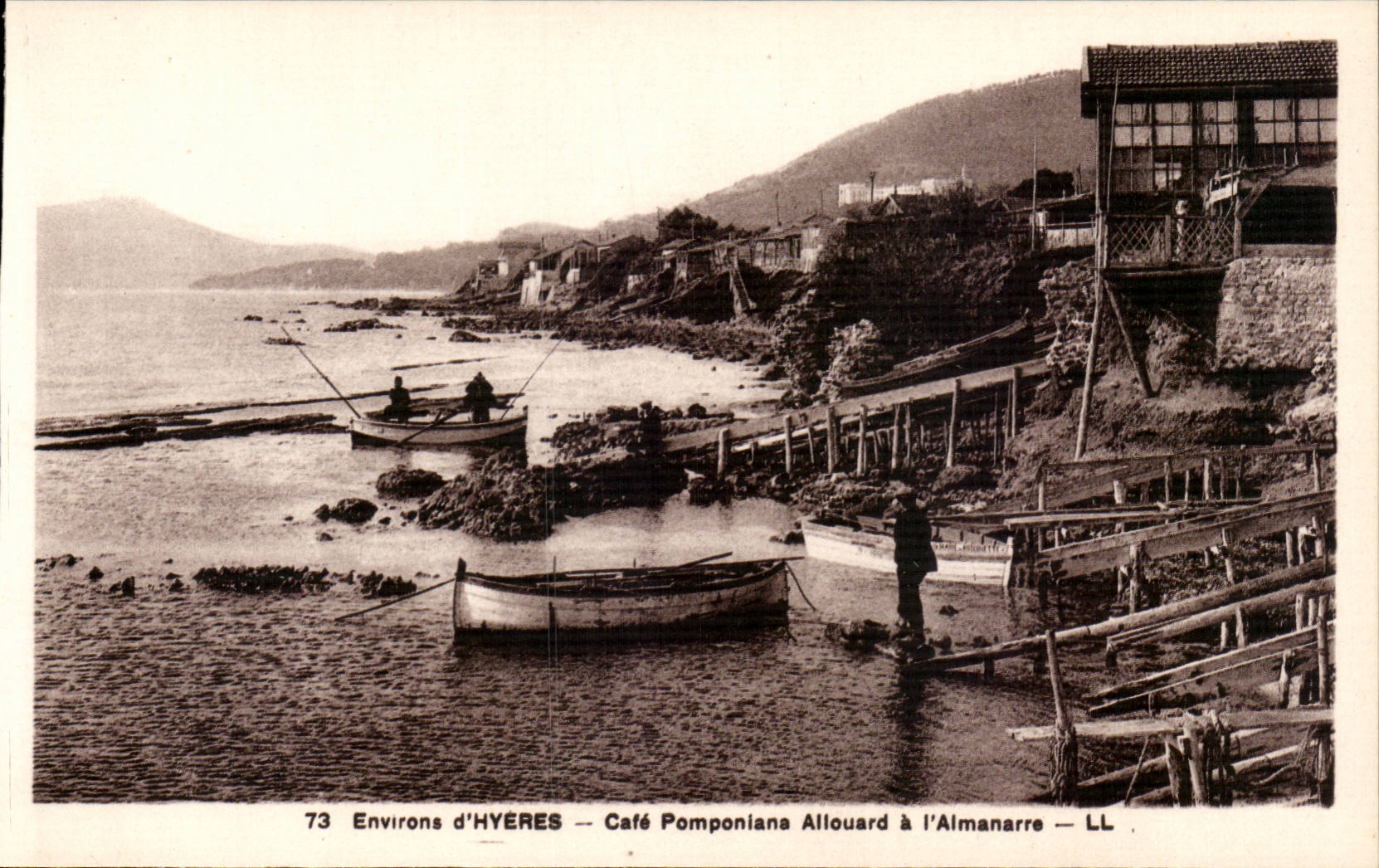 Umlagerungen von Hyeres - Kaffee Pompomians Allouard in Almanarre - - CPA