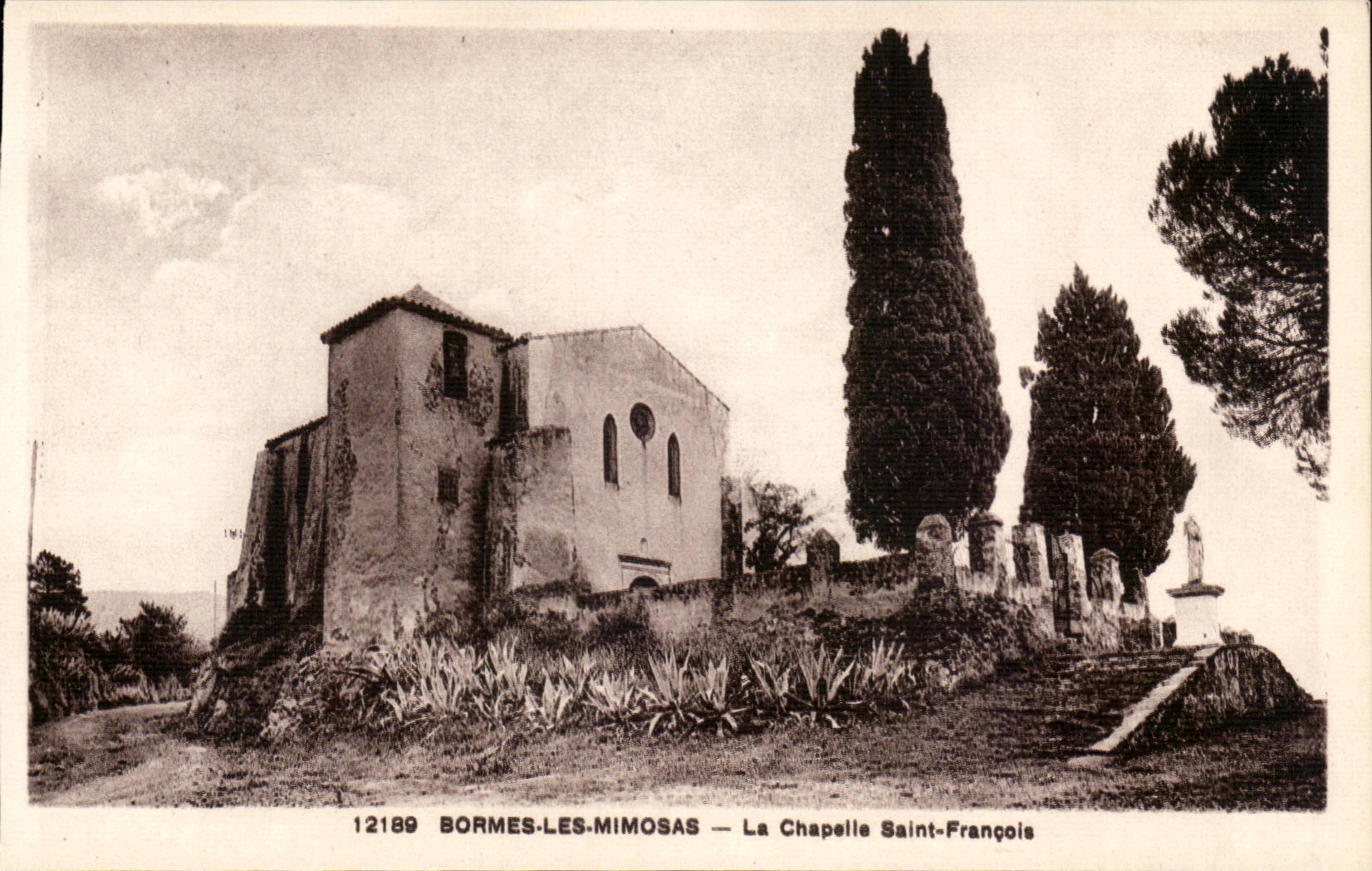 Bormes Mimosas - La Chapelle Saint François - CPA