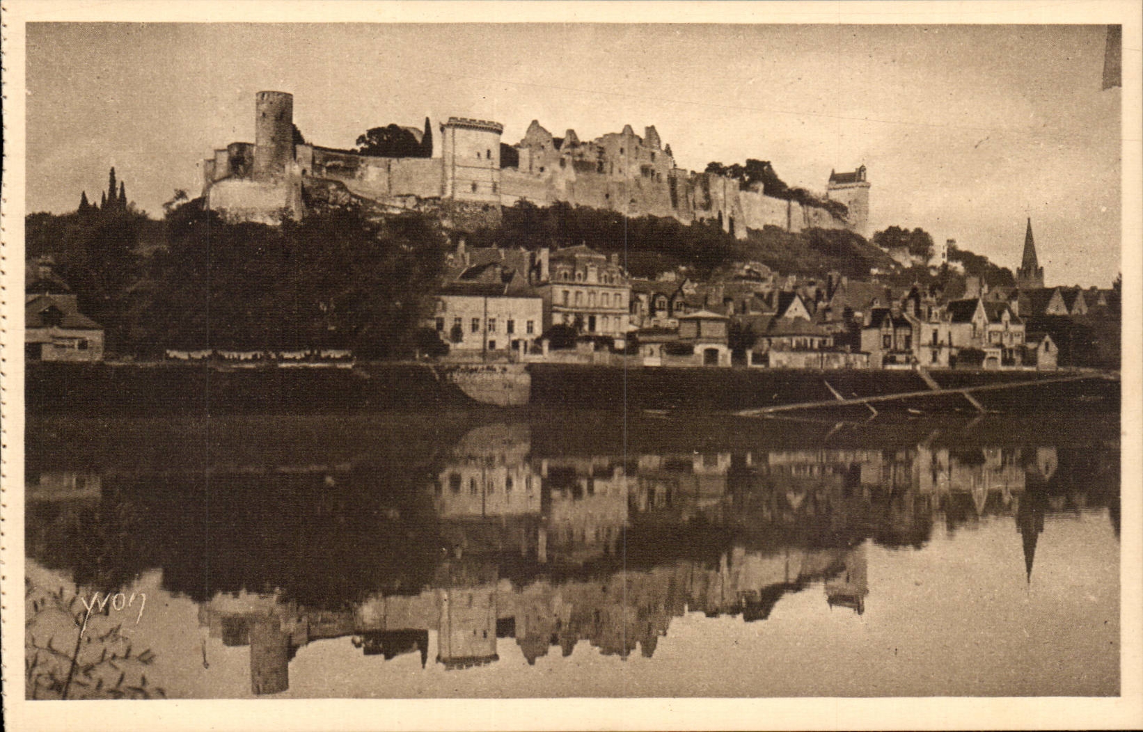 CPA Castle of chinon