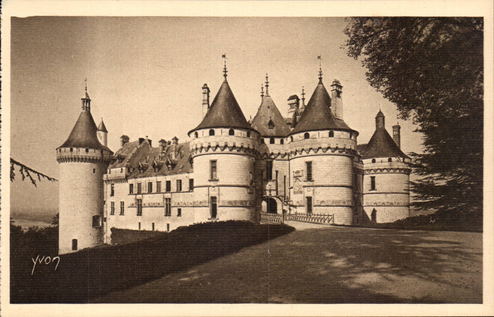 CPA Chateau de Chaumont sur Loire