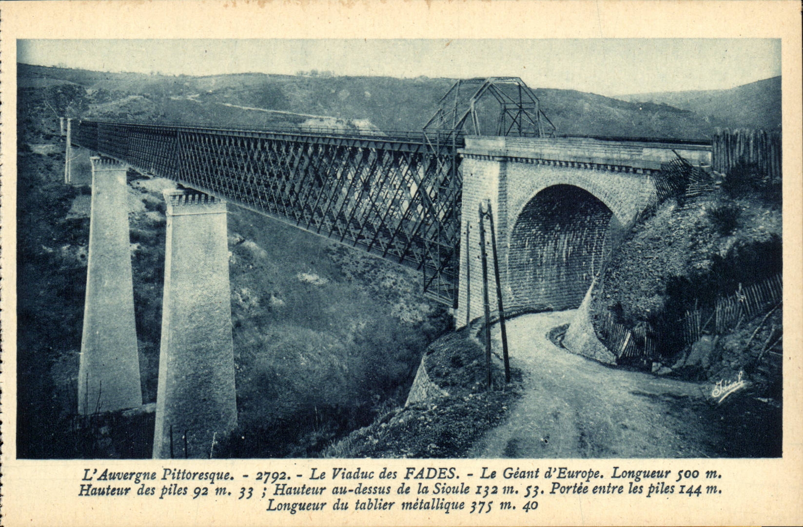 Auvergne CPA Viaduct Insipid giant of Europe