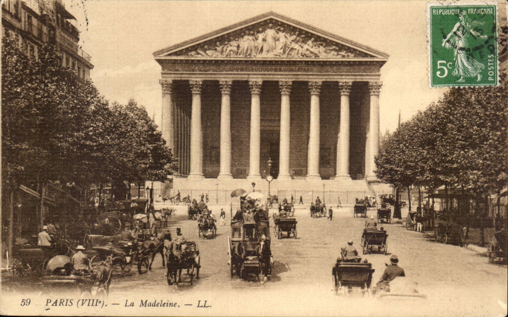 Paris 8 - The Madeleine - horse drawn carriage - CPA