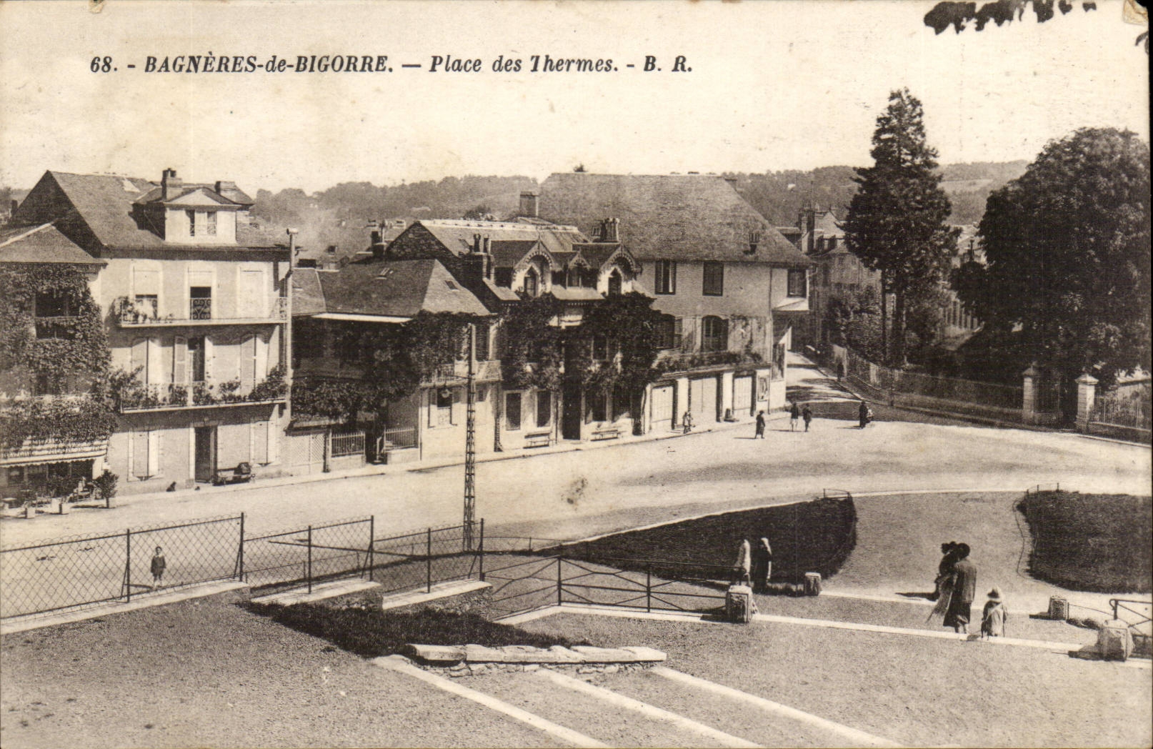 Bagneres de Bigorre - Place of Thermal baths CPA