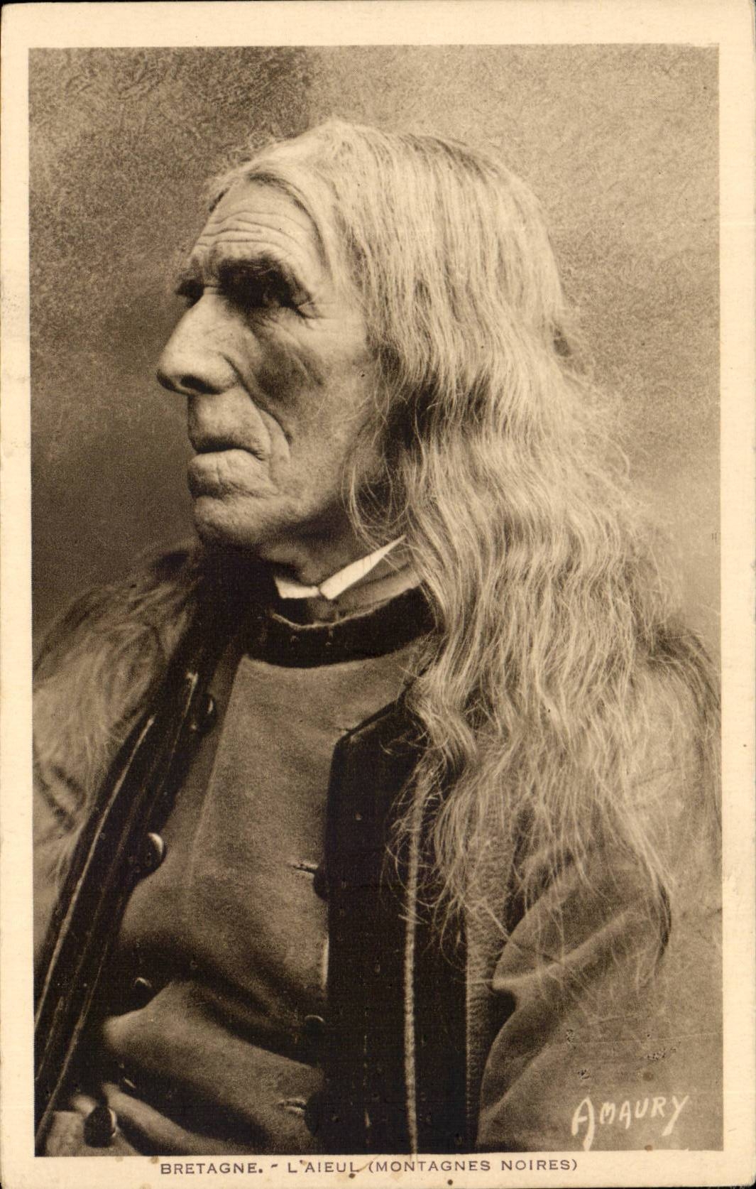 Folklore - Costumes - Brittany - the Grandfather Black Mountains - CPA