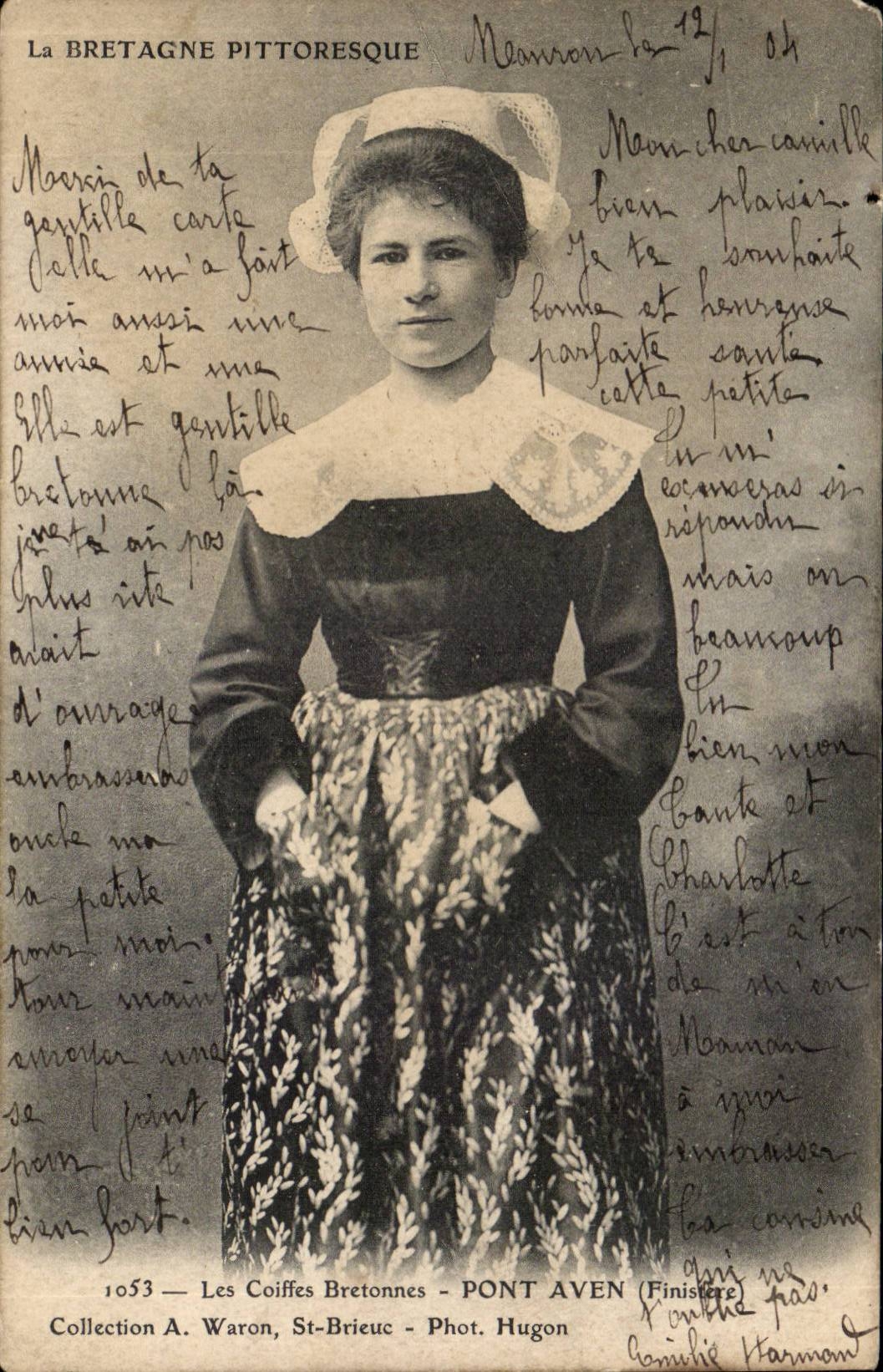 CPA the Breton caps Finistere Brittany Bridge Swallow-hole (folklore costume)