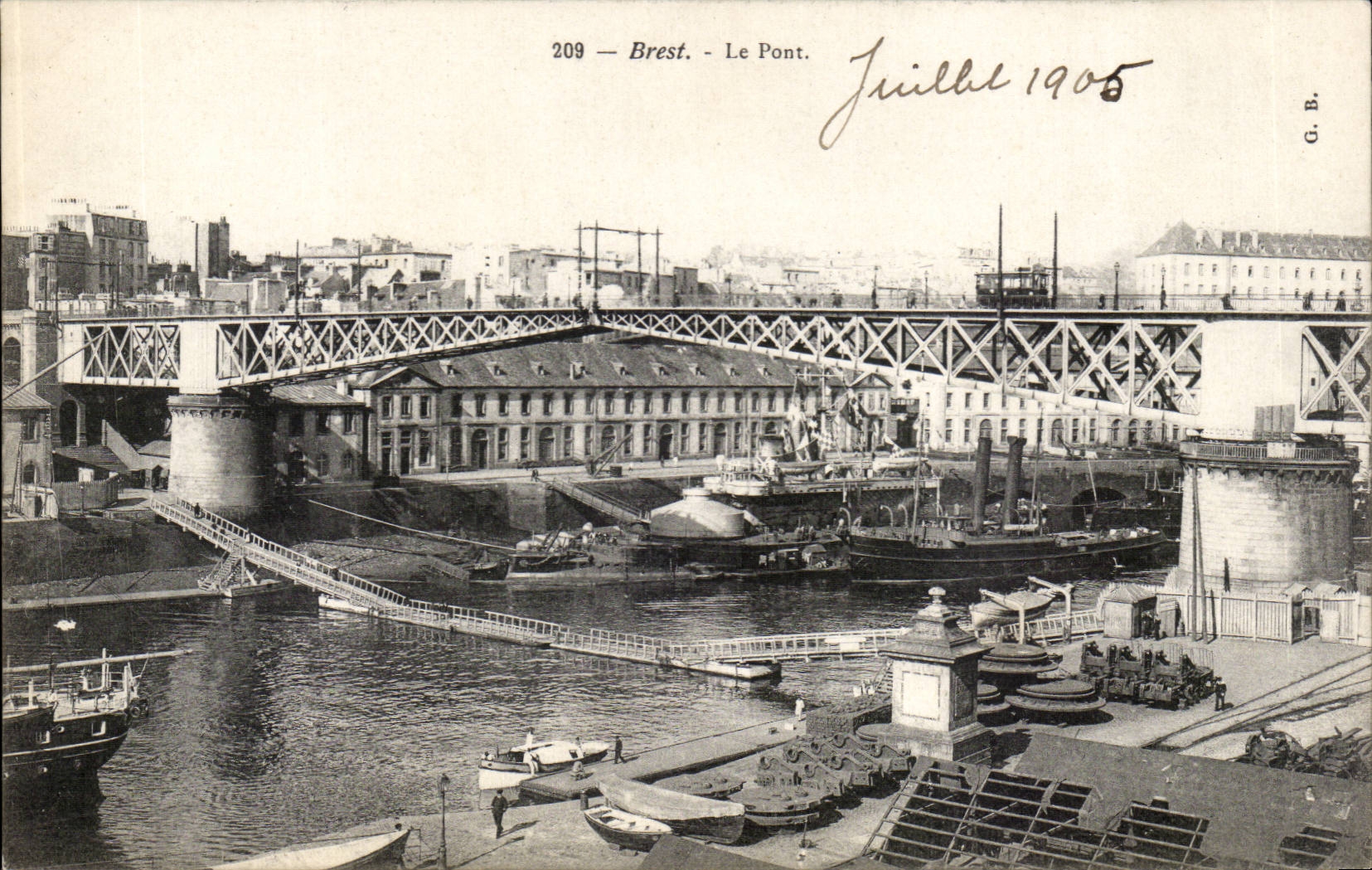 CPA Brest Le pont (bateau)