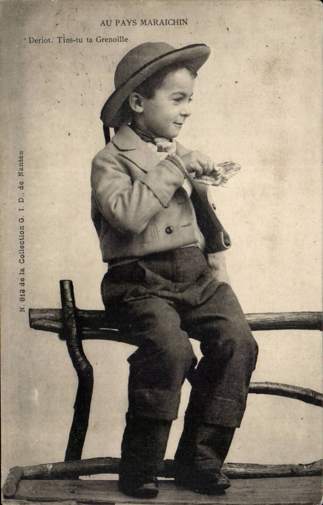 Folklore - Costumes - With the Country Maraichin - Deriot - Chocks you your Frog - Frog CPA