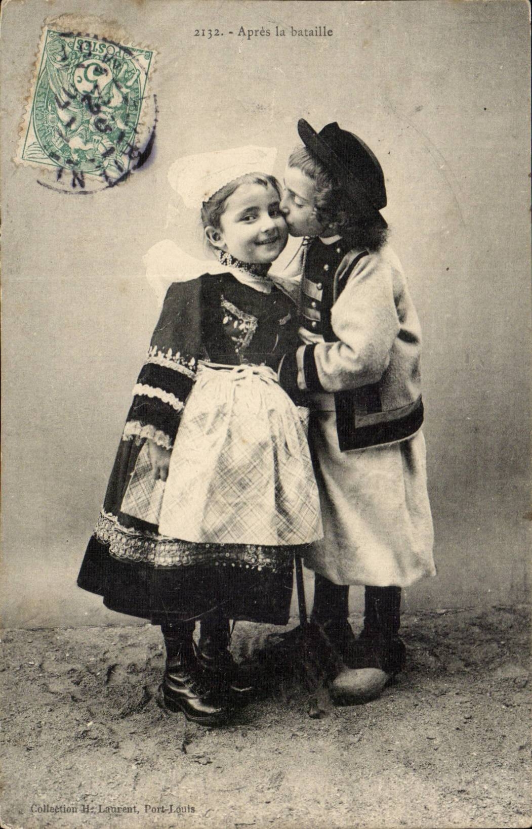 Folklore - Costumes - After the Battle - children - darling children - CPA