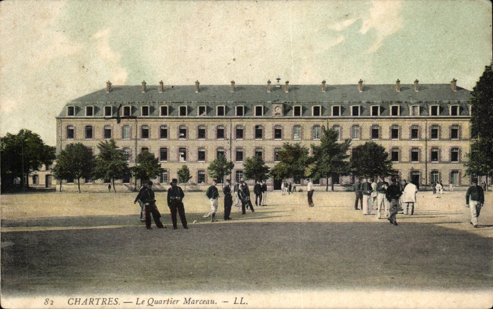 Chartres it Marceau District - CPA