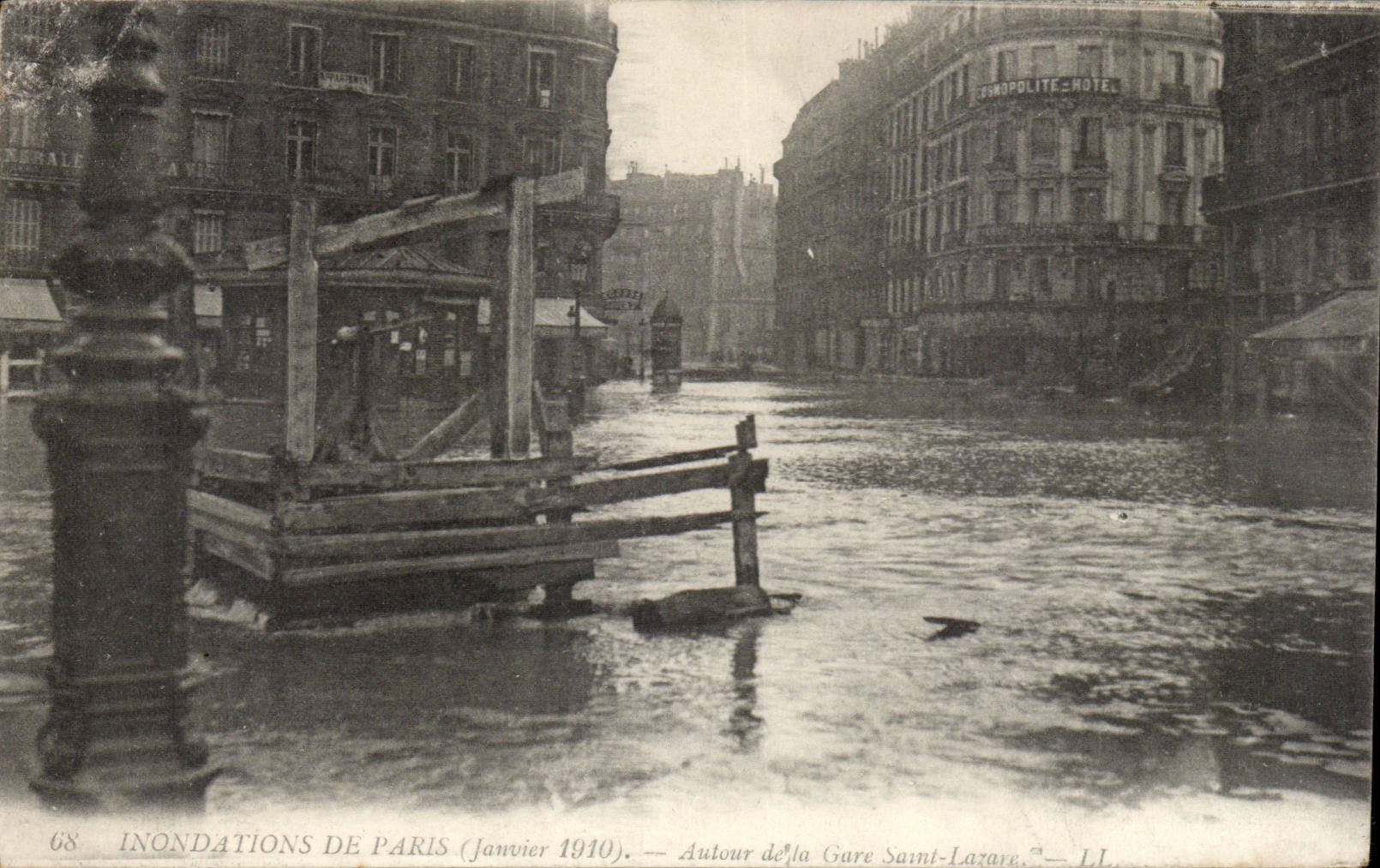 Paris - 8 - Floods of Paris 1910 - Around the Station Saint Lazare - CPA