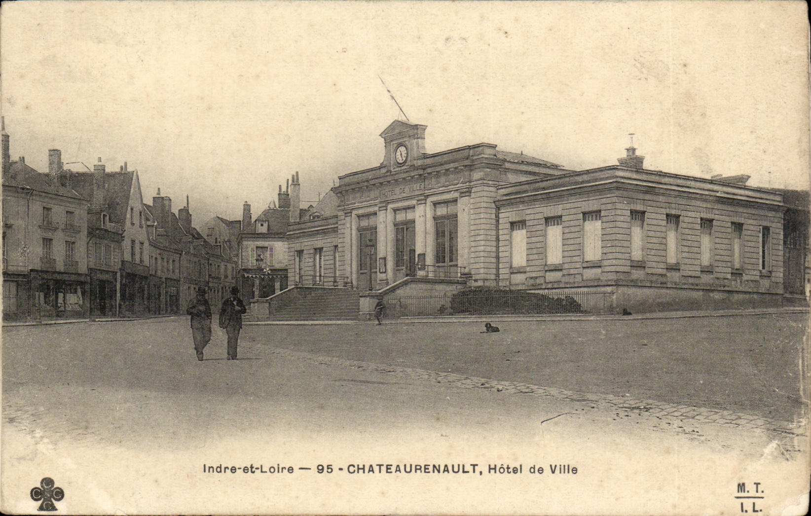 CPA Chateaurenault Hotel de ville