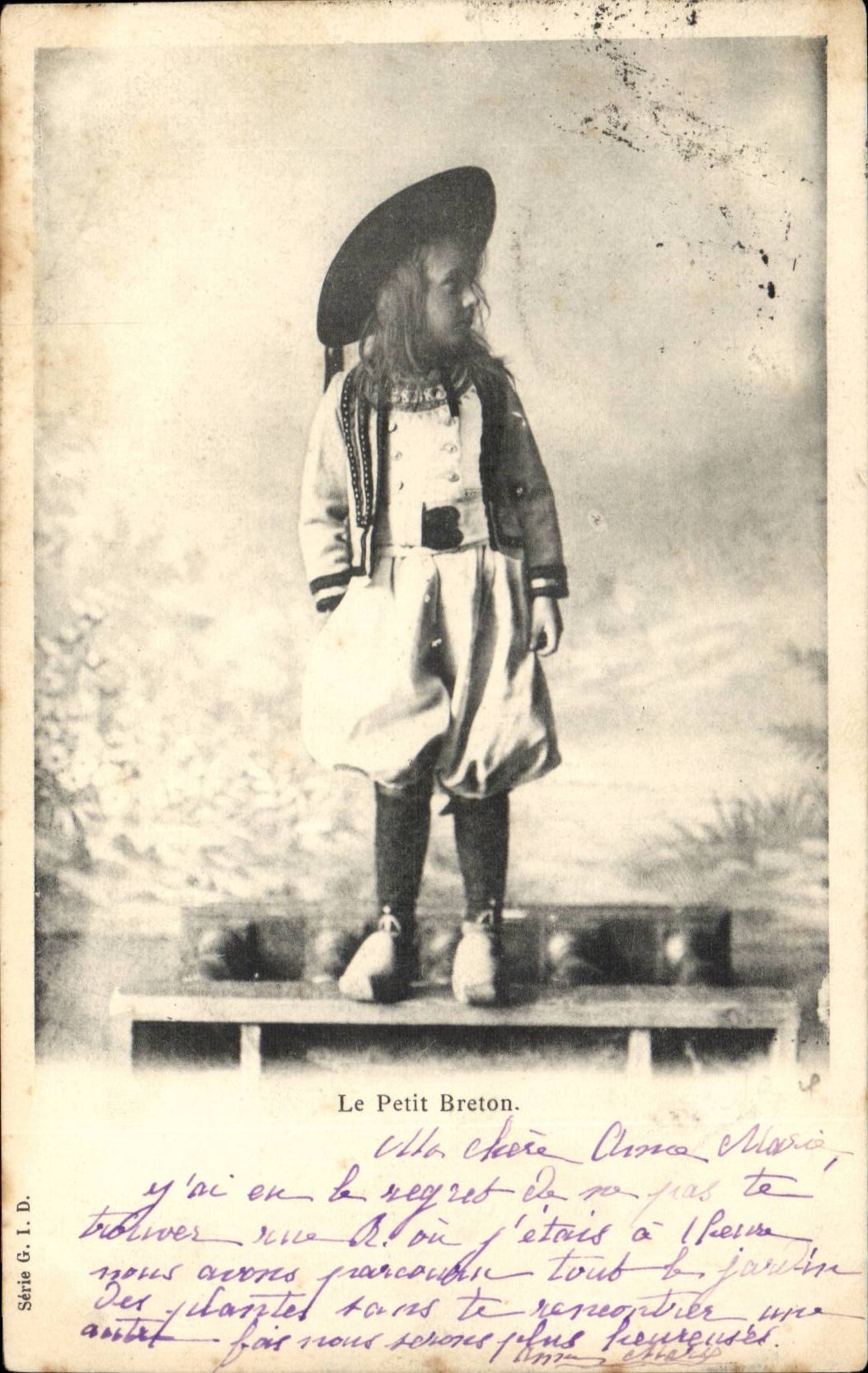 CPA the small Folklore Breton one