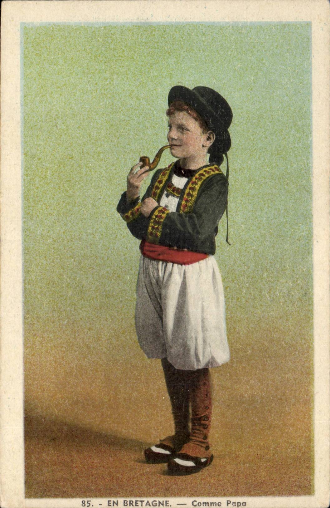 CPA Folklore Child In Brittany Like dad