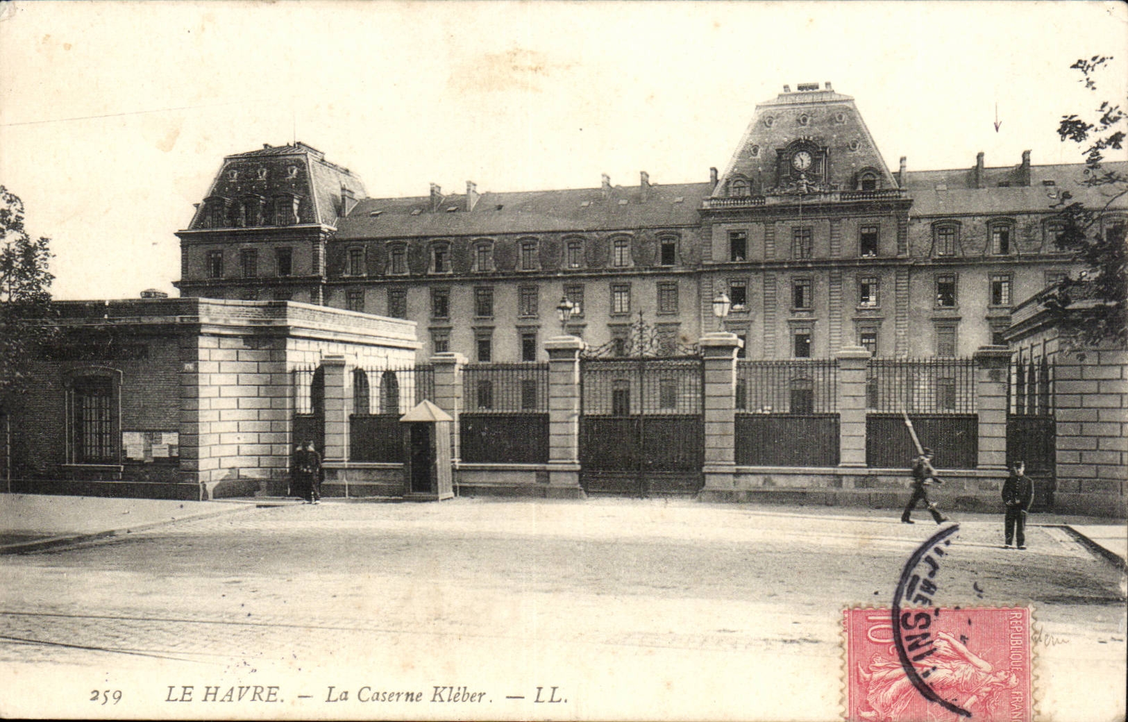 Le Havre - Barracks Kleber CPA