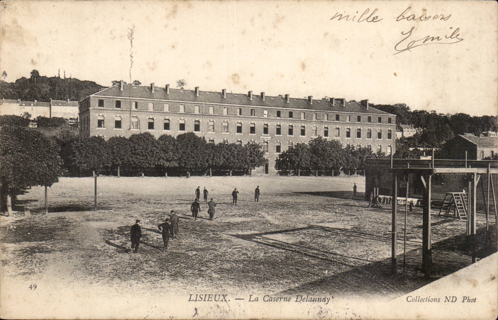 Lisieux - die Kasernen Delaunay CPA