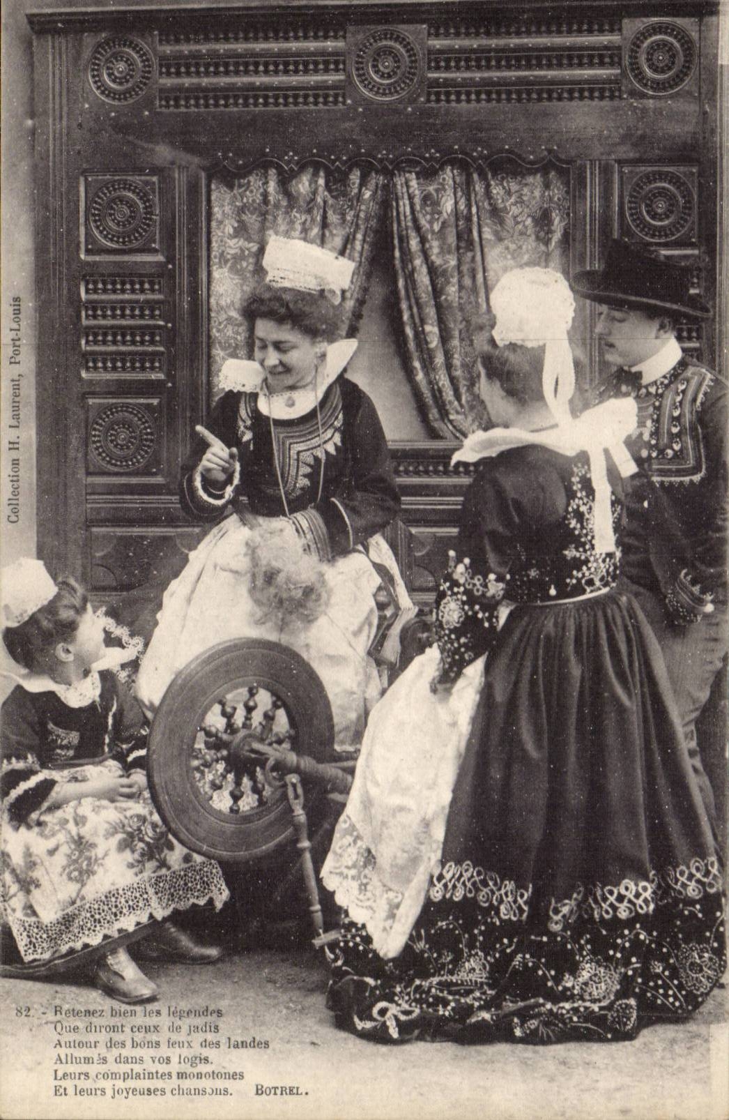 Folklore - Costumes - In Brittany - spinning wheel - CPA