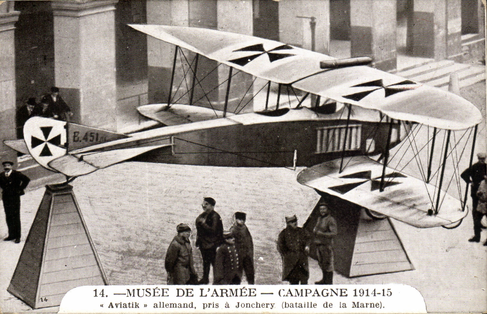 The Marne - Museum of the Army - taken has jonchery - plane - airplane - Marketing year 1914 1915 - German Aviatik CPA