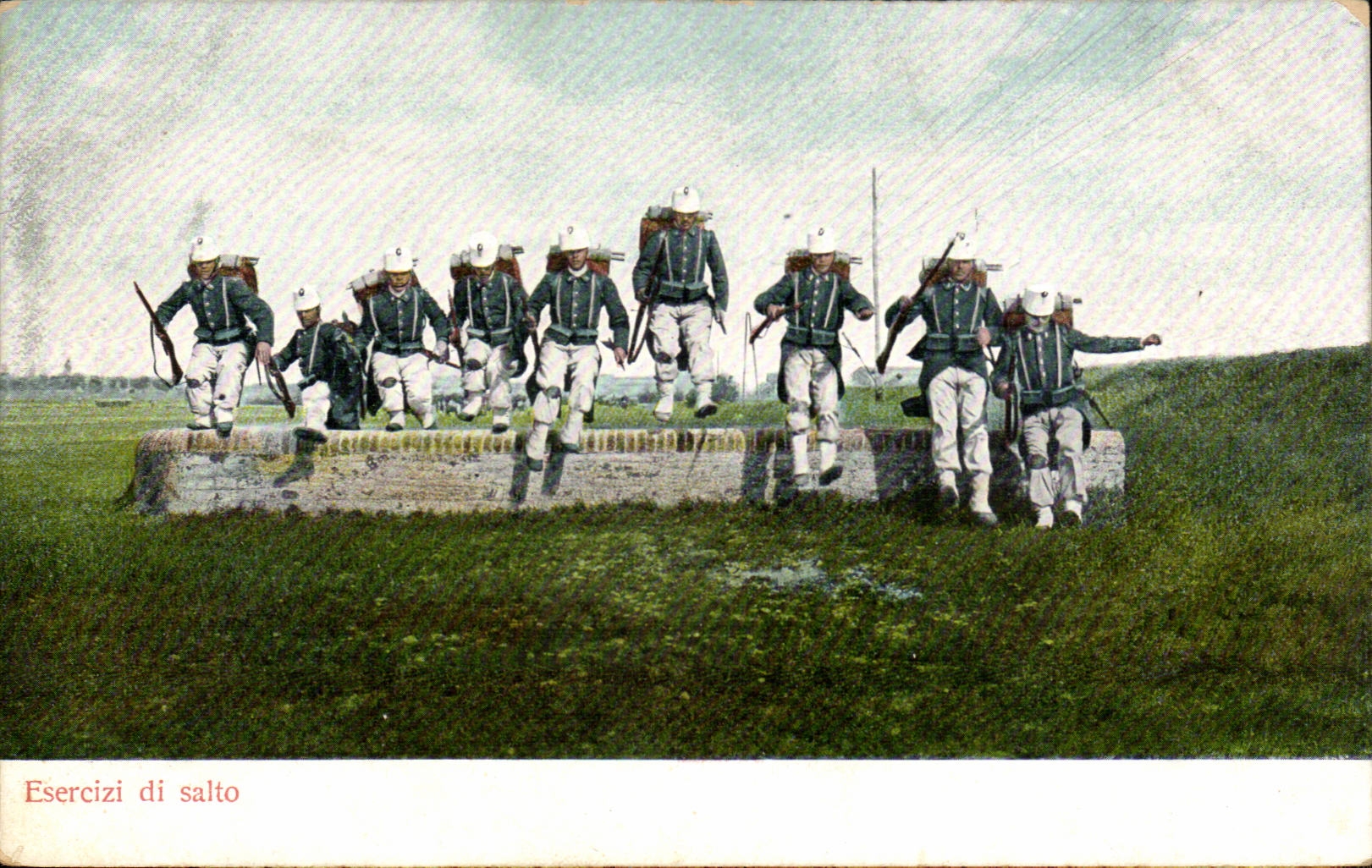 Militaria - Italia - Italy - Esercizi di salto - soldier - CPA