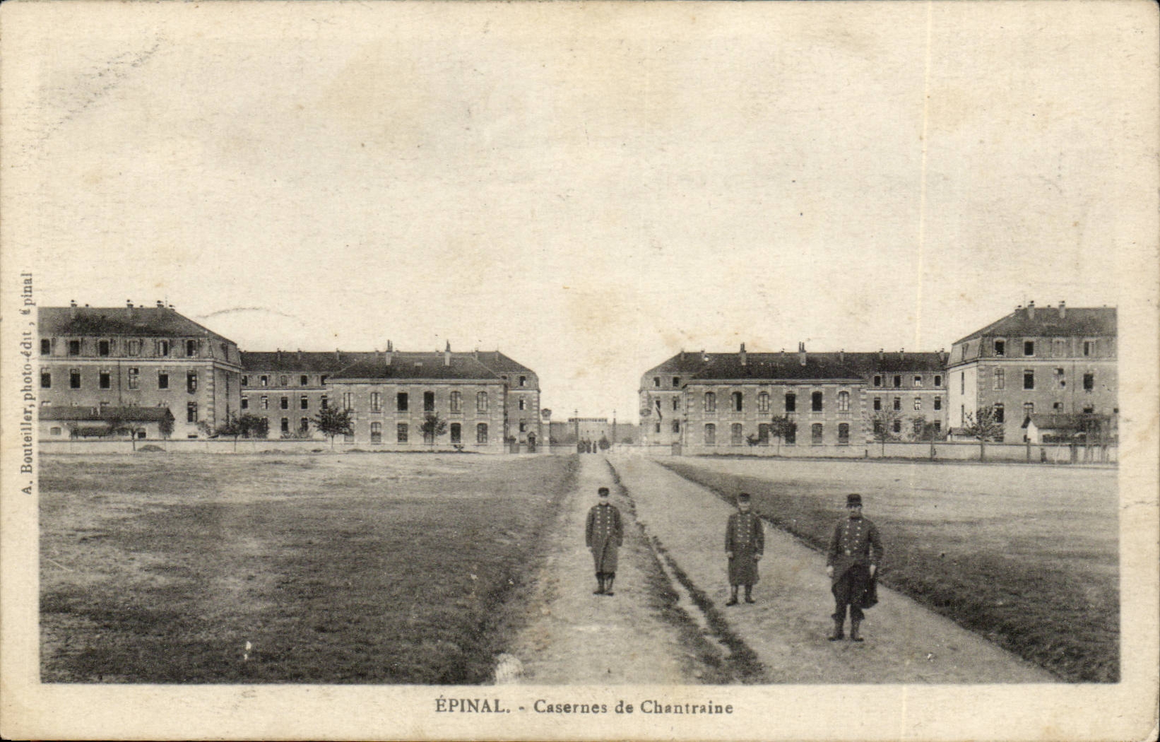 Epinal - Kasernen von Chantraine - CPA