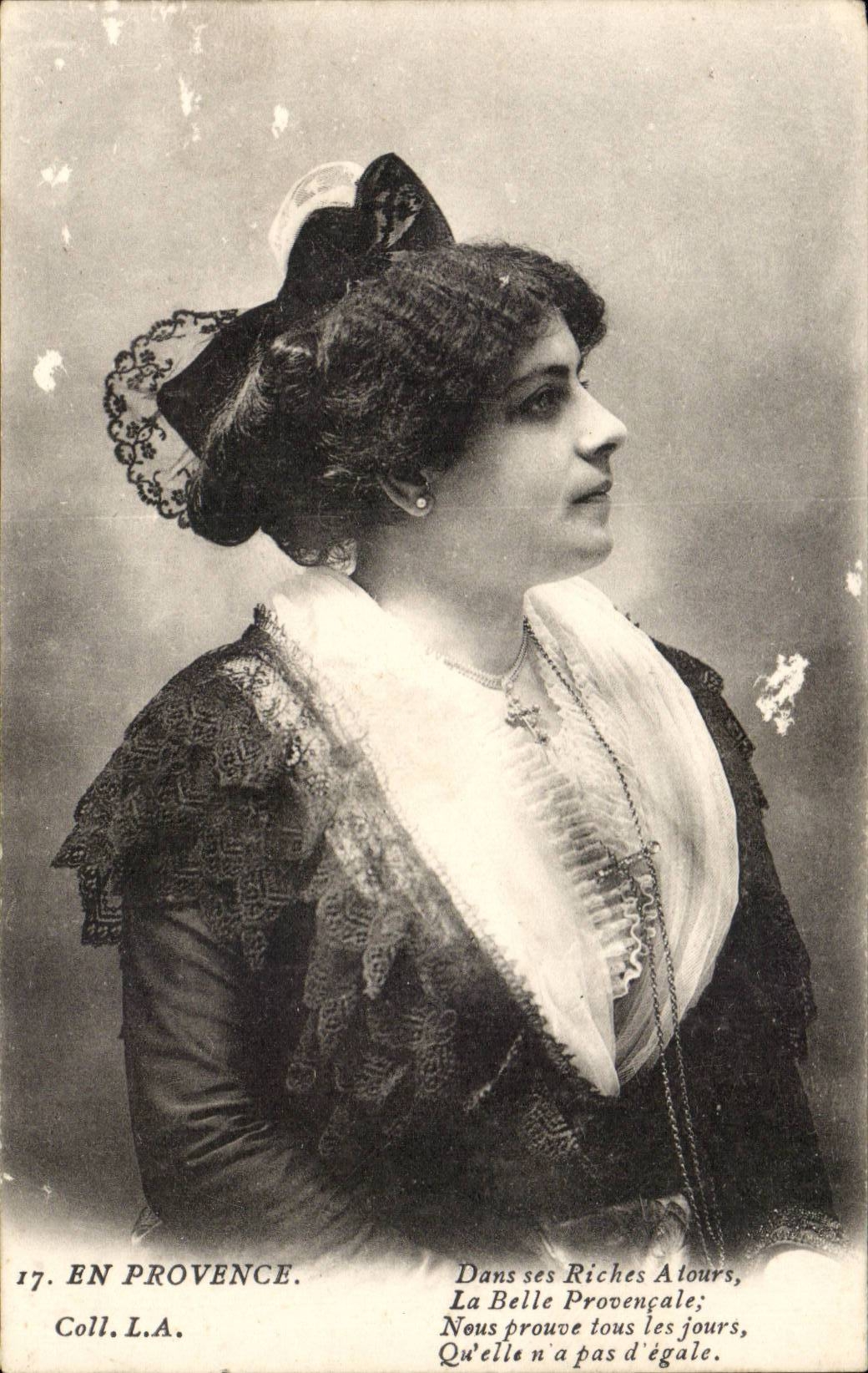 In Provence - Fantasy - Woman - CPA