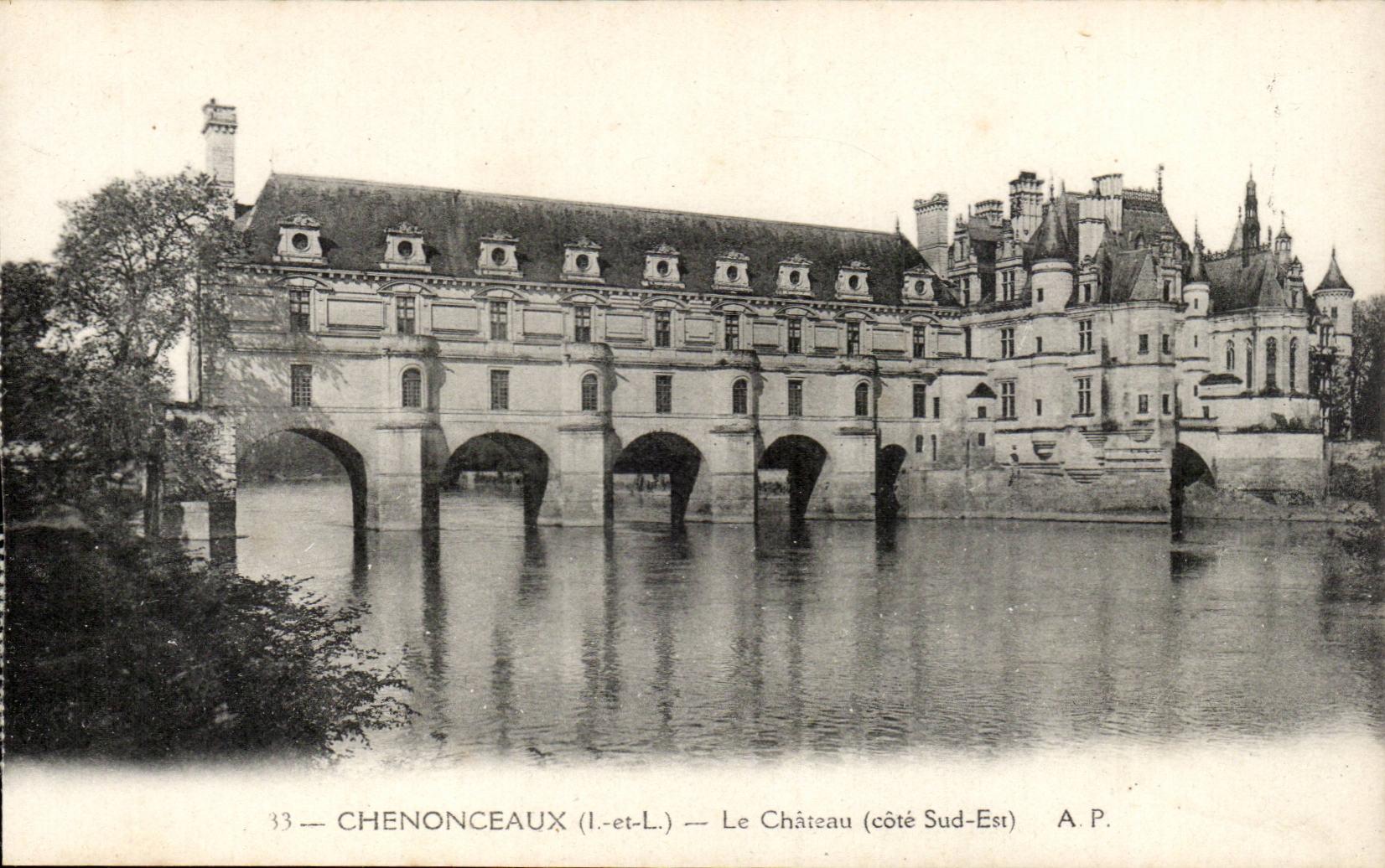 Chenonceaux - Le Chateau - cote sud est - CPA