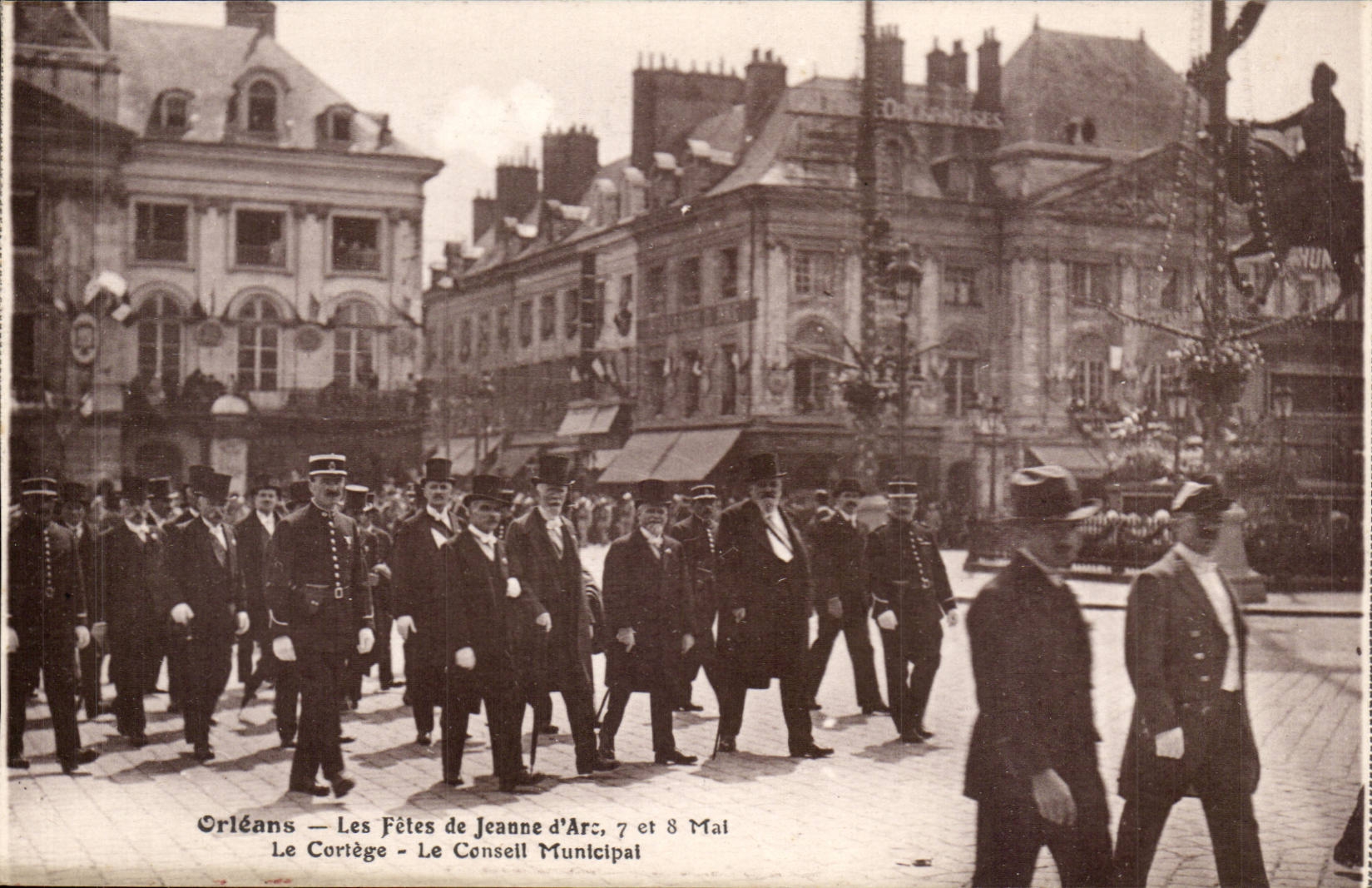 Orleans - the Festival of Jeanne d' Arc May 7th and 8th - the Procession - the Municipal council - CPA