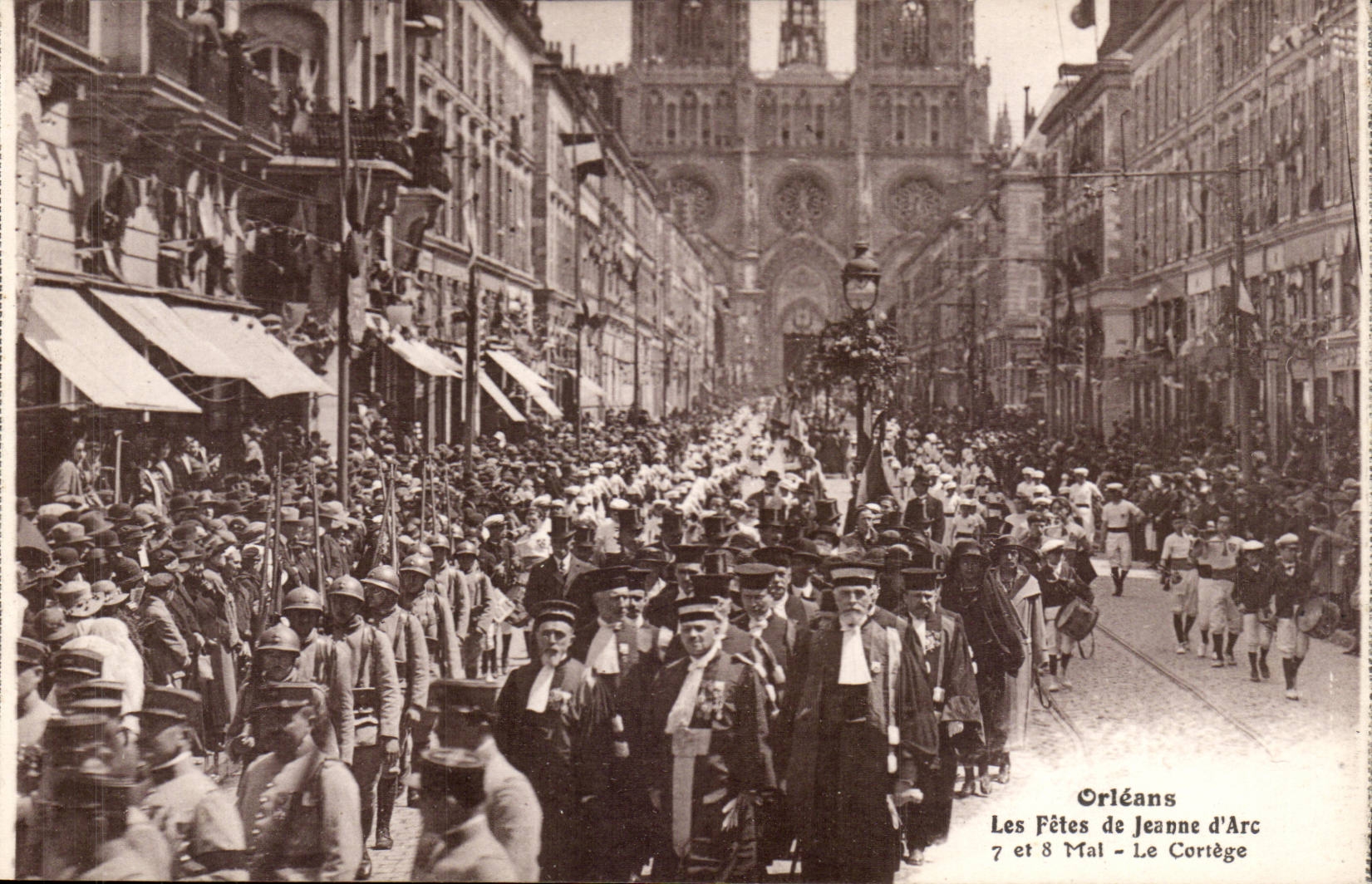 Orleans - the Festival of Jeanne d' Arc May 7th and 8th - the Procession - the Municipal council - CPA