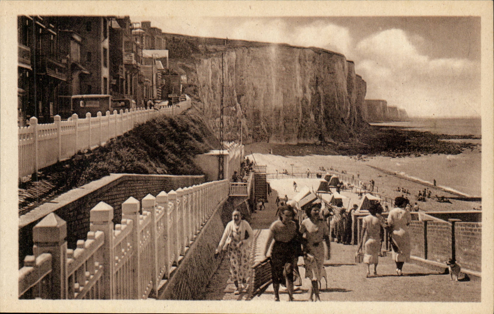 Ault - Descent with the Beach - CPA