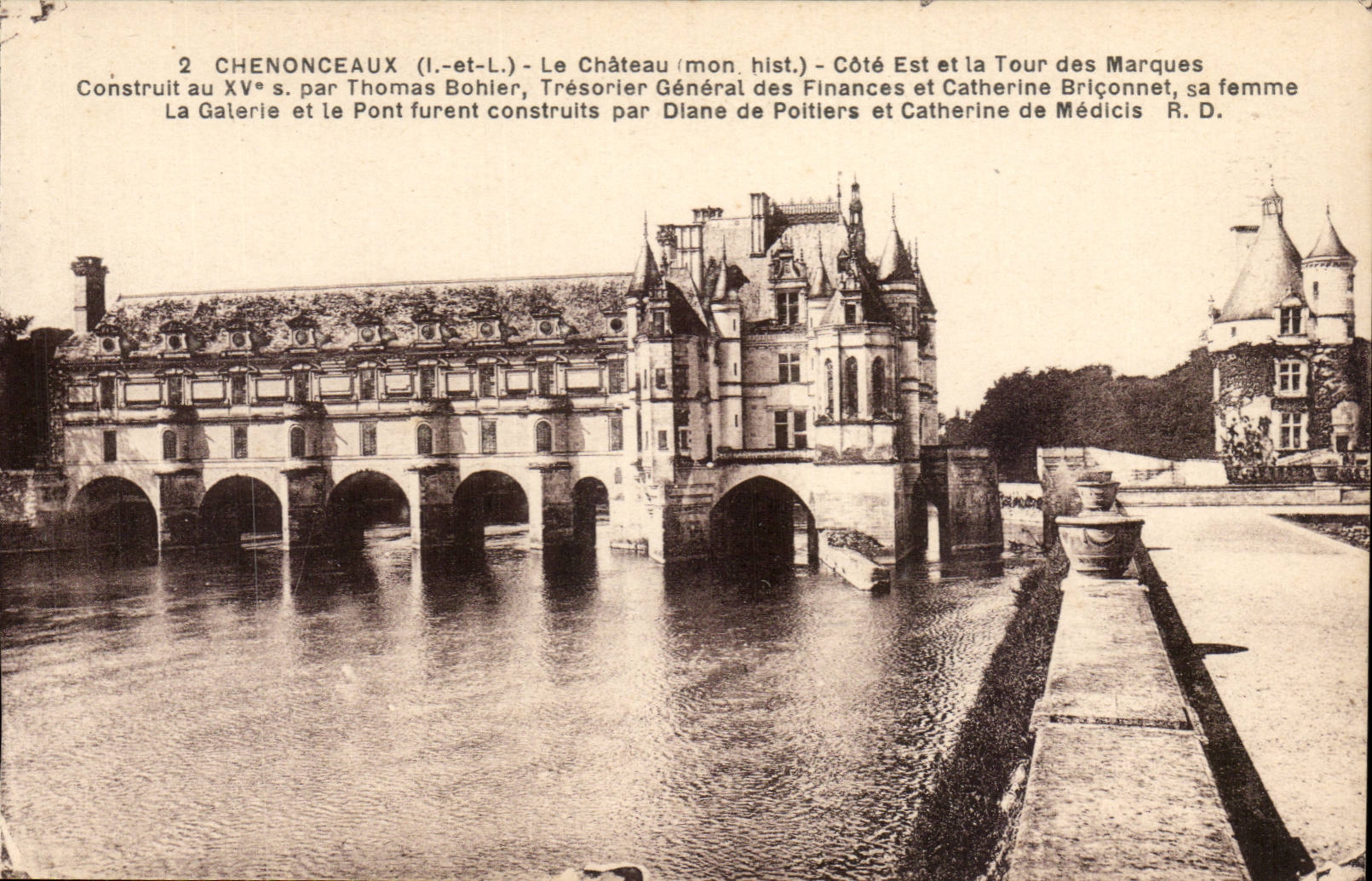Chenonceaux - Le Chateau - La Tour des Marques et le Pont Levis CPA