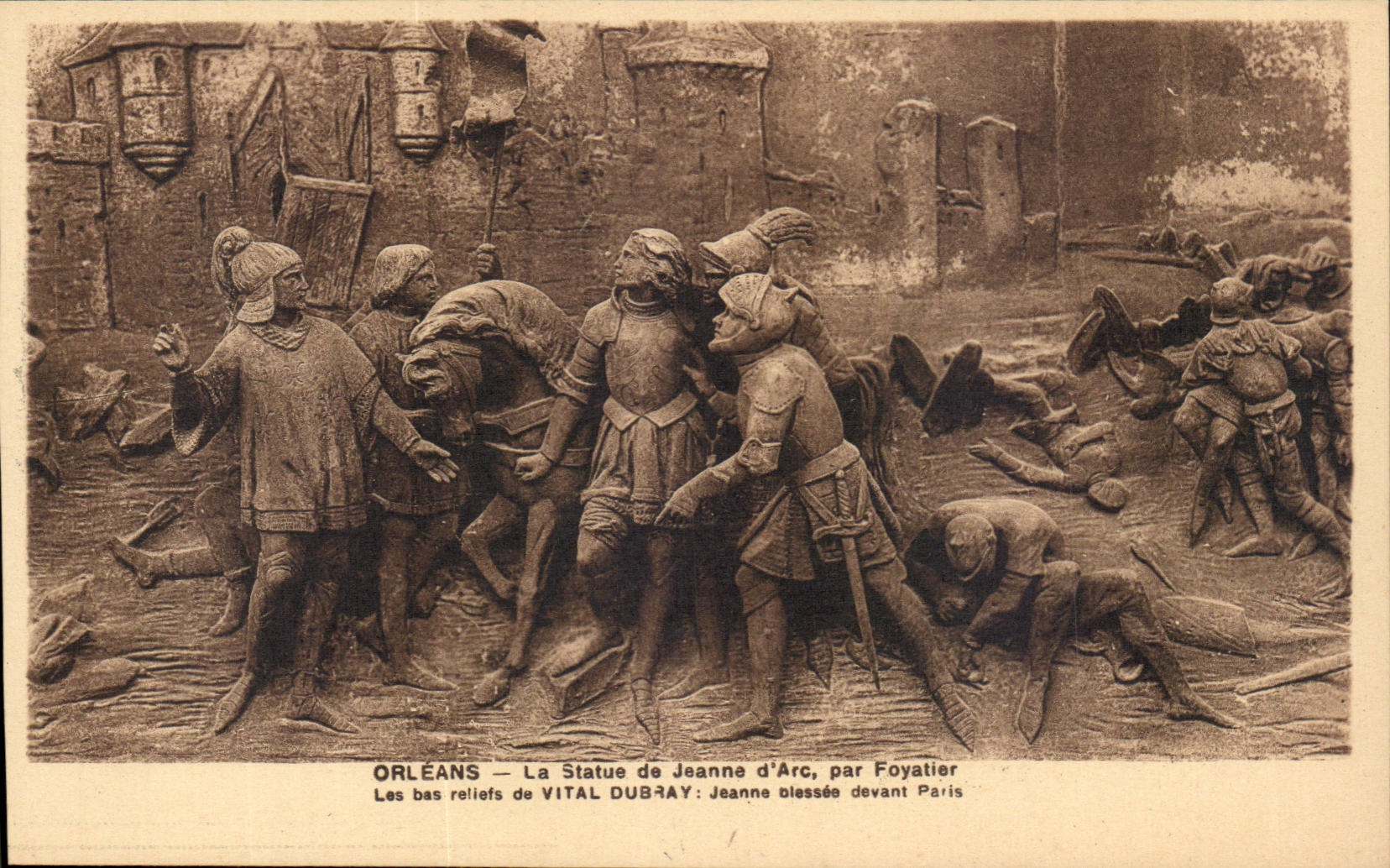 Orleans - Statue of Jeanne d' Arc by Low Foyaatier Relief - Jeanne wounded in front of Paris - CPA