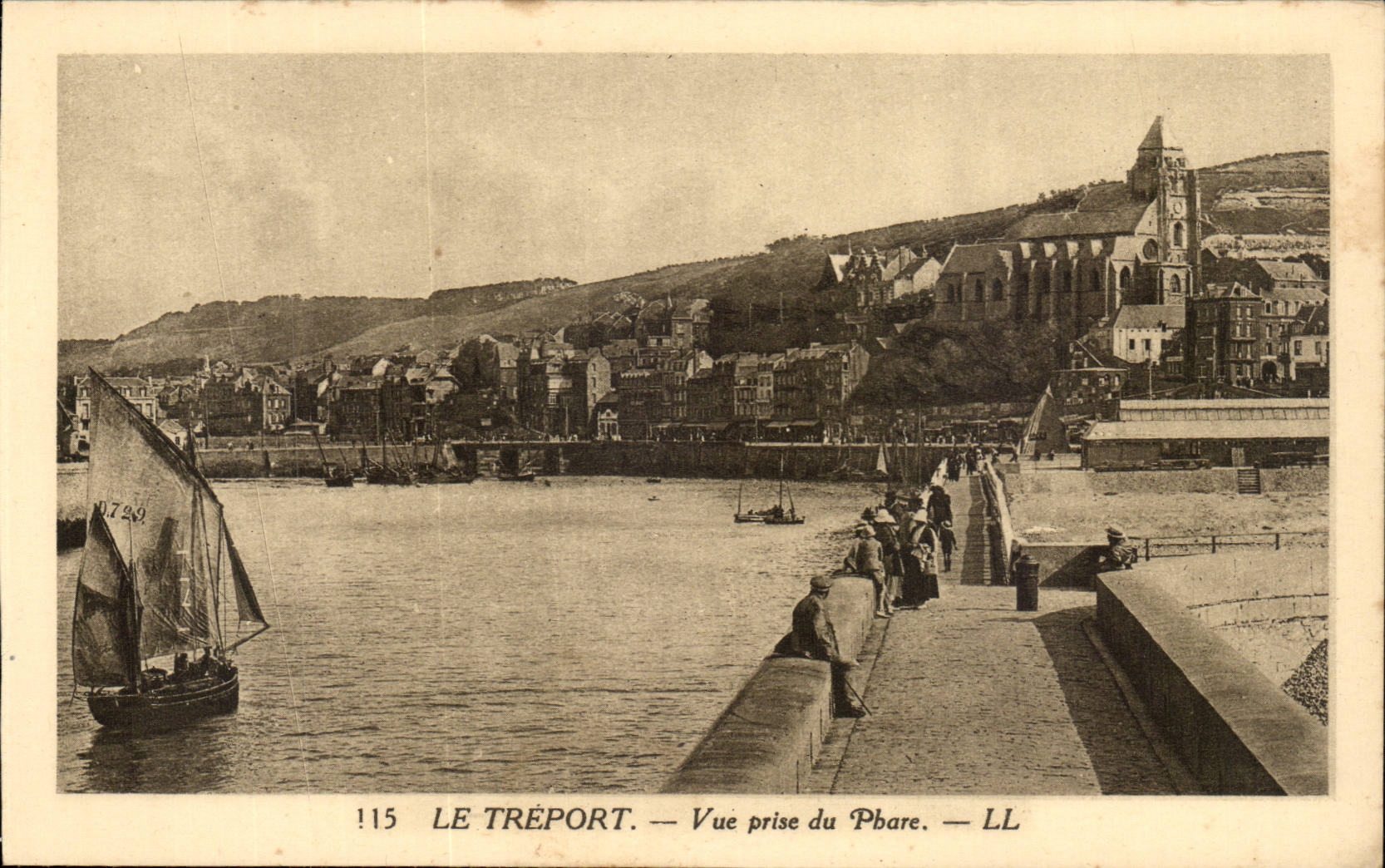 Treport - gesehen vom Leuchtturm - Leuchtturm - CPA